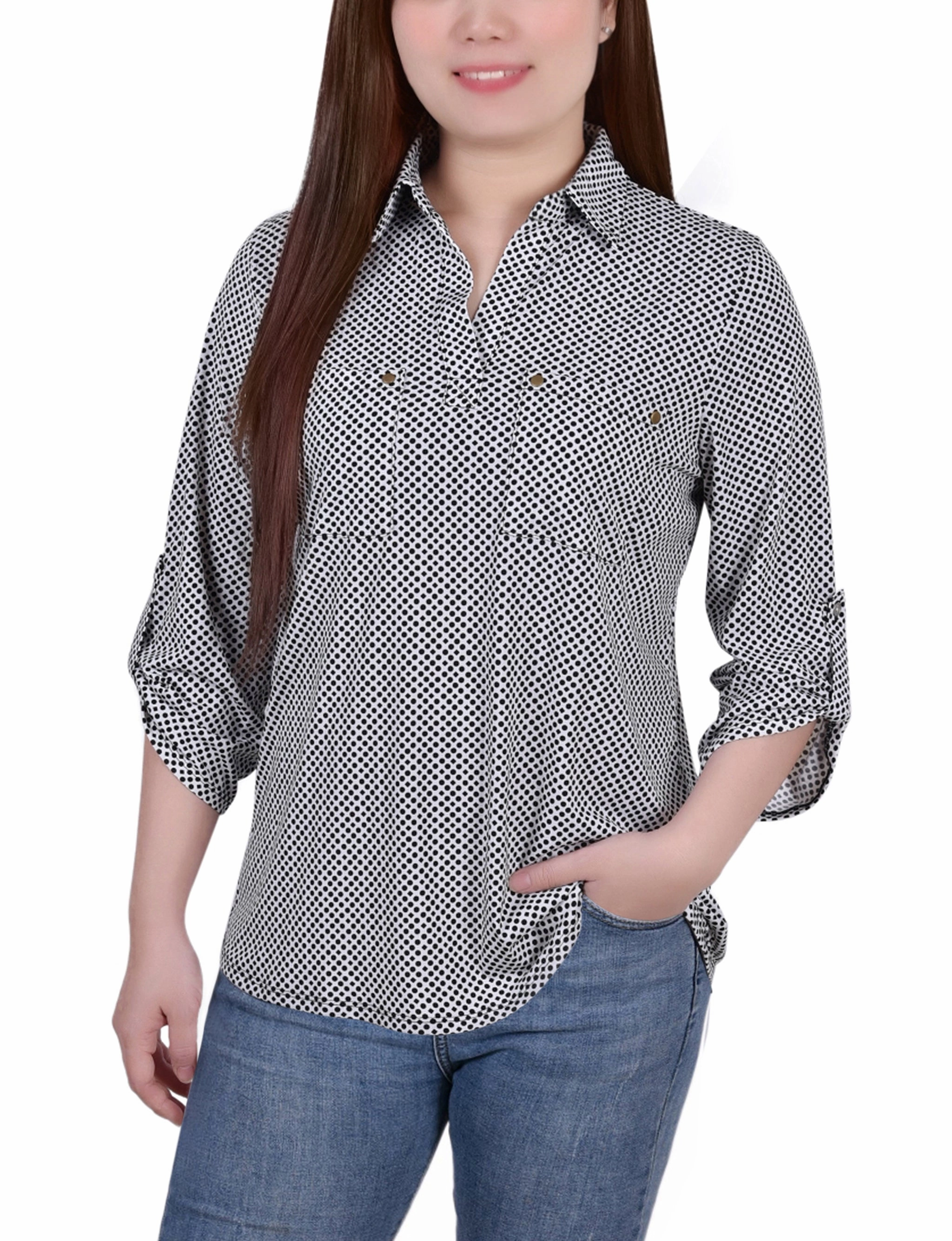 StainRepellentCoating 3/4 Roll Tab Sleeve Studded Y Neck Top