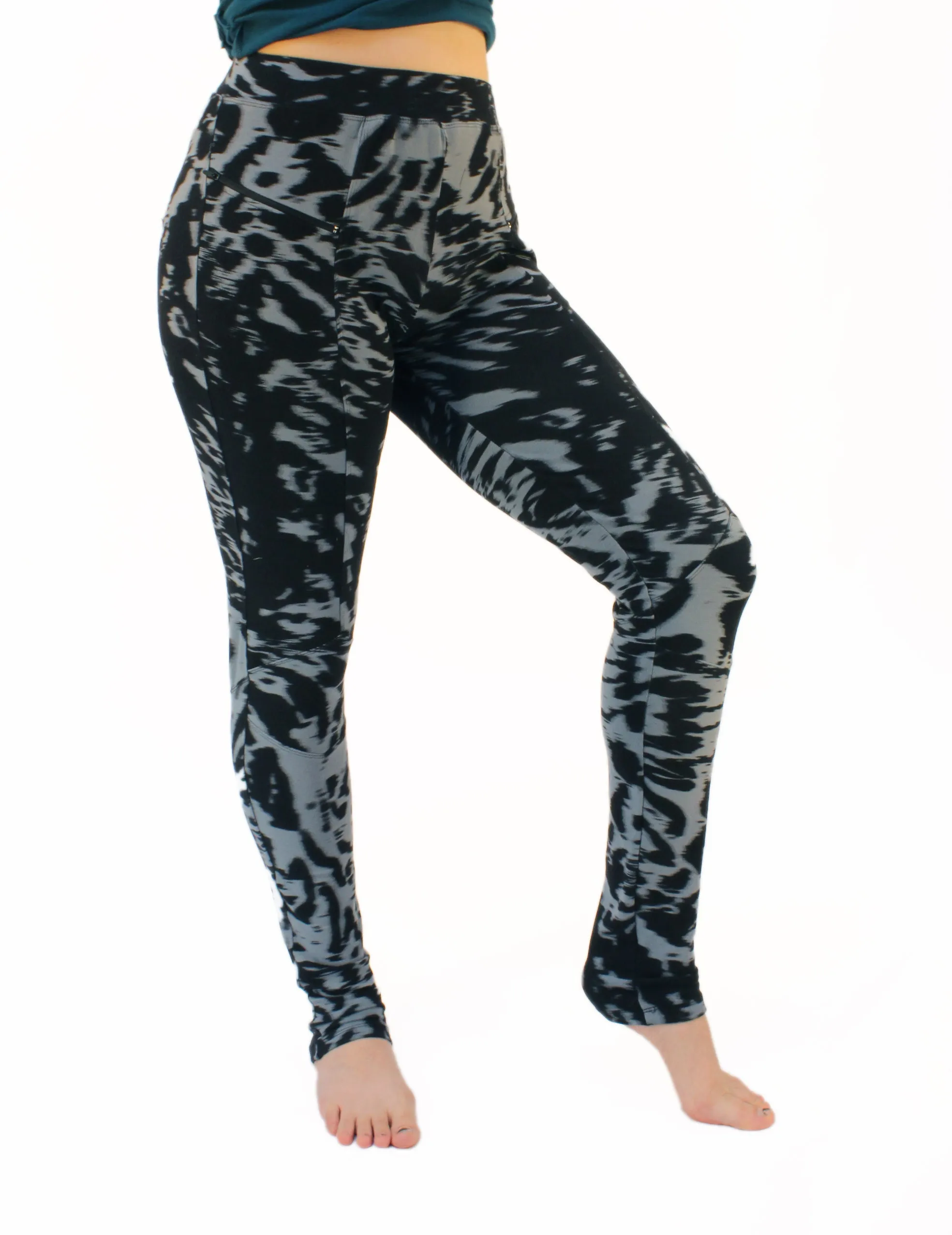 Chilly Day Ready Adventura legging
