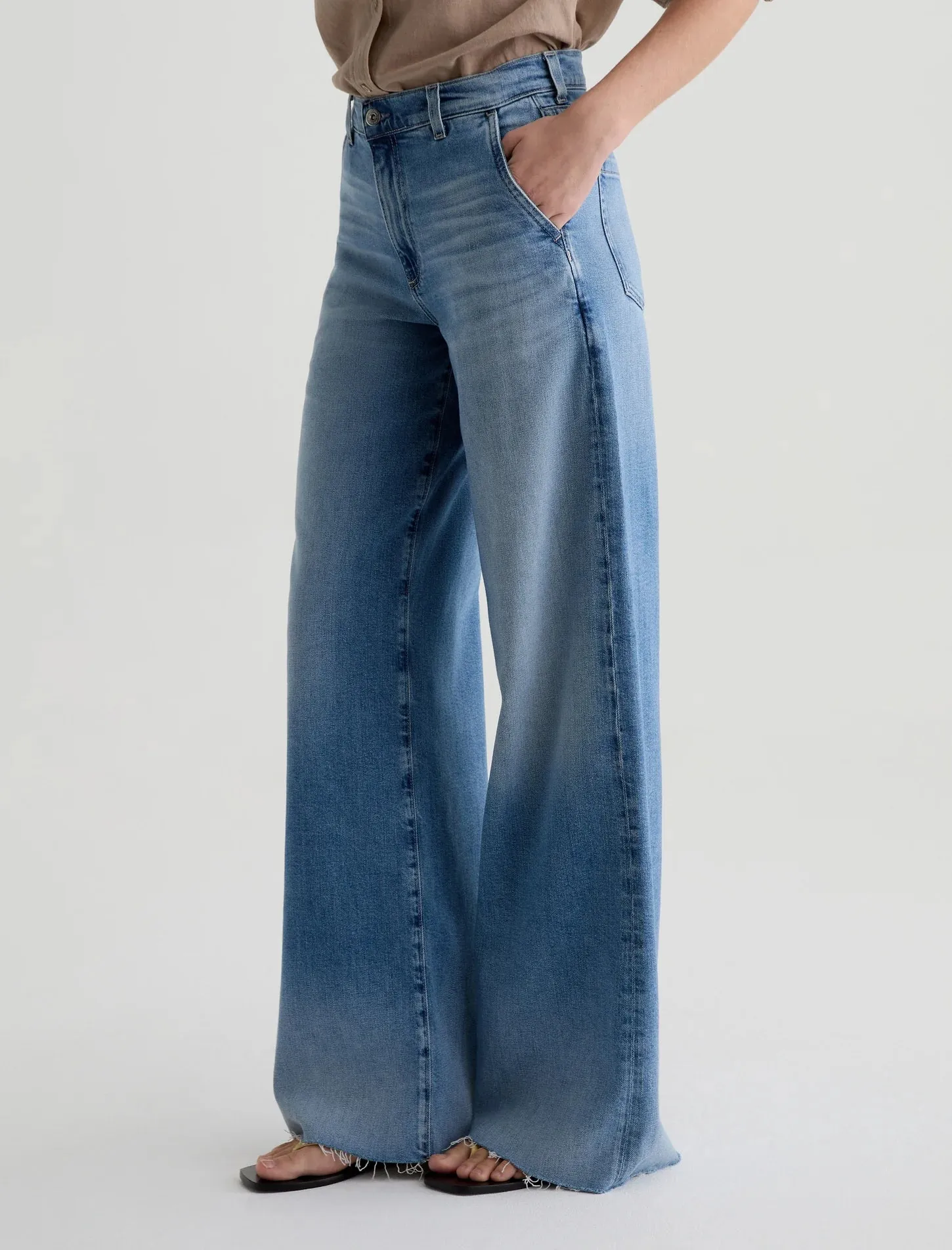 Date Night Summer Vibes Comfortable clothing AG Stella Wide Leg Plazzo Jeans - Abyss