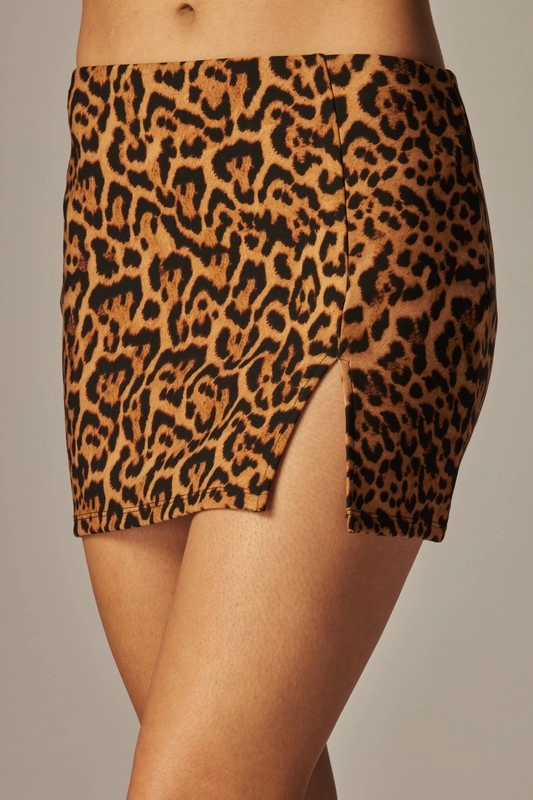 Collaboration Piece Style Essential Leopard Scuba Slim Front-slit Mini Skirt Skort