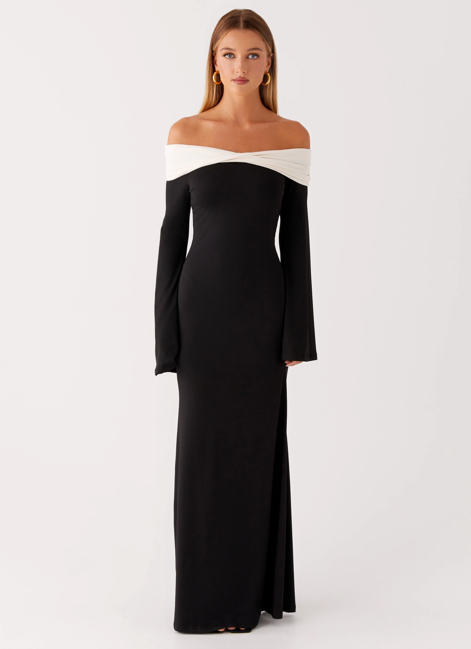 Hits Different Long Sleeve Maxi Dress - Black Elegant Layering
