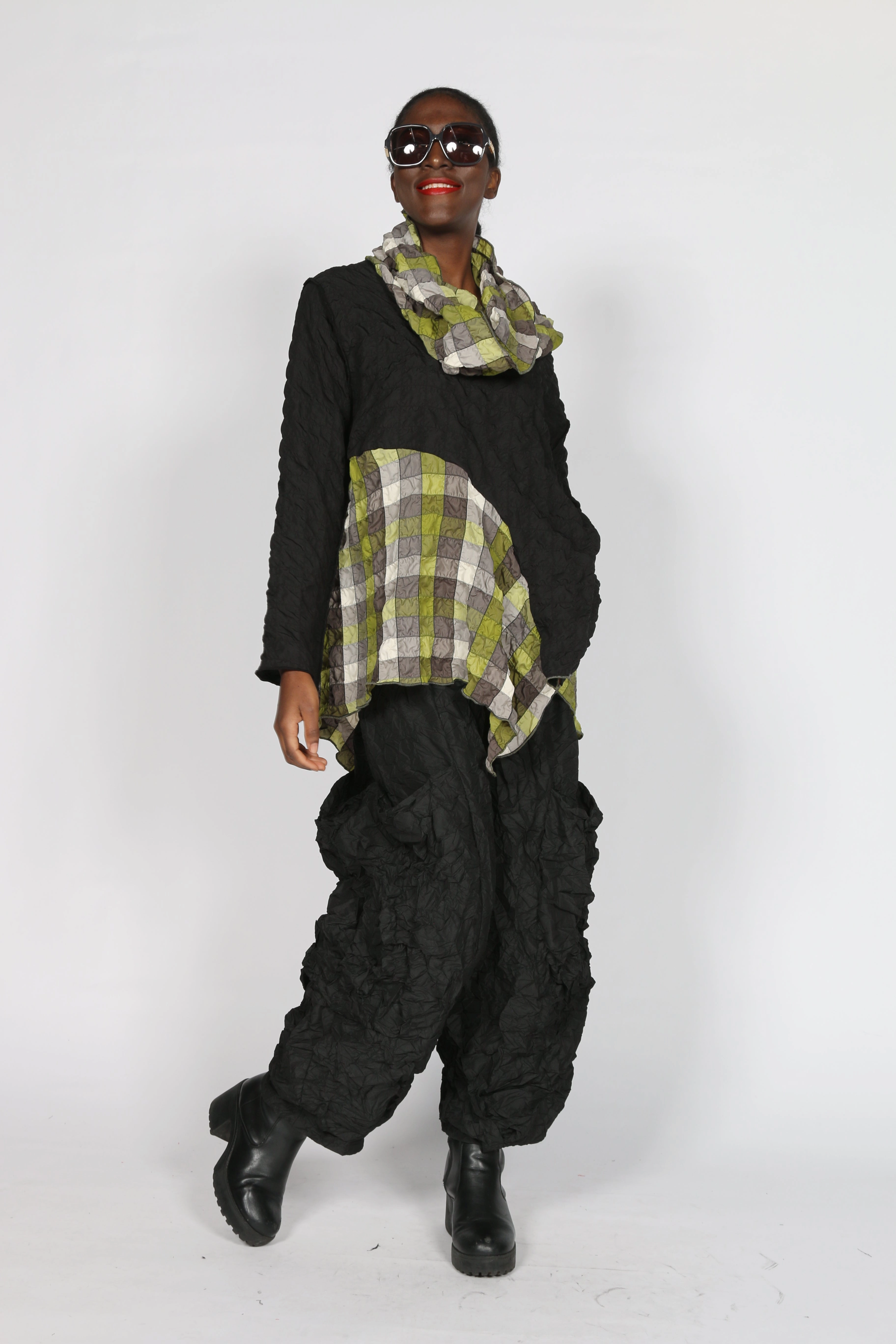 TaglessDesign POT2T Top