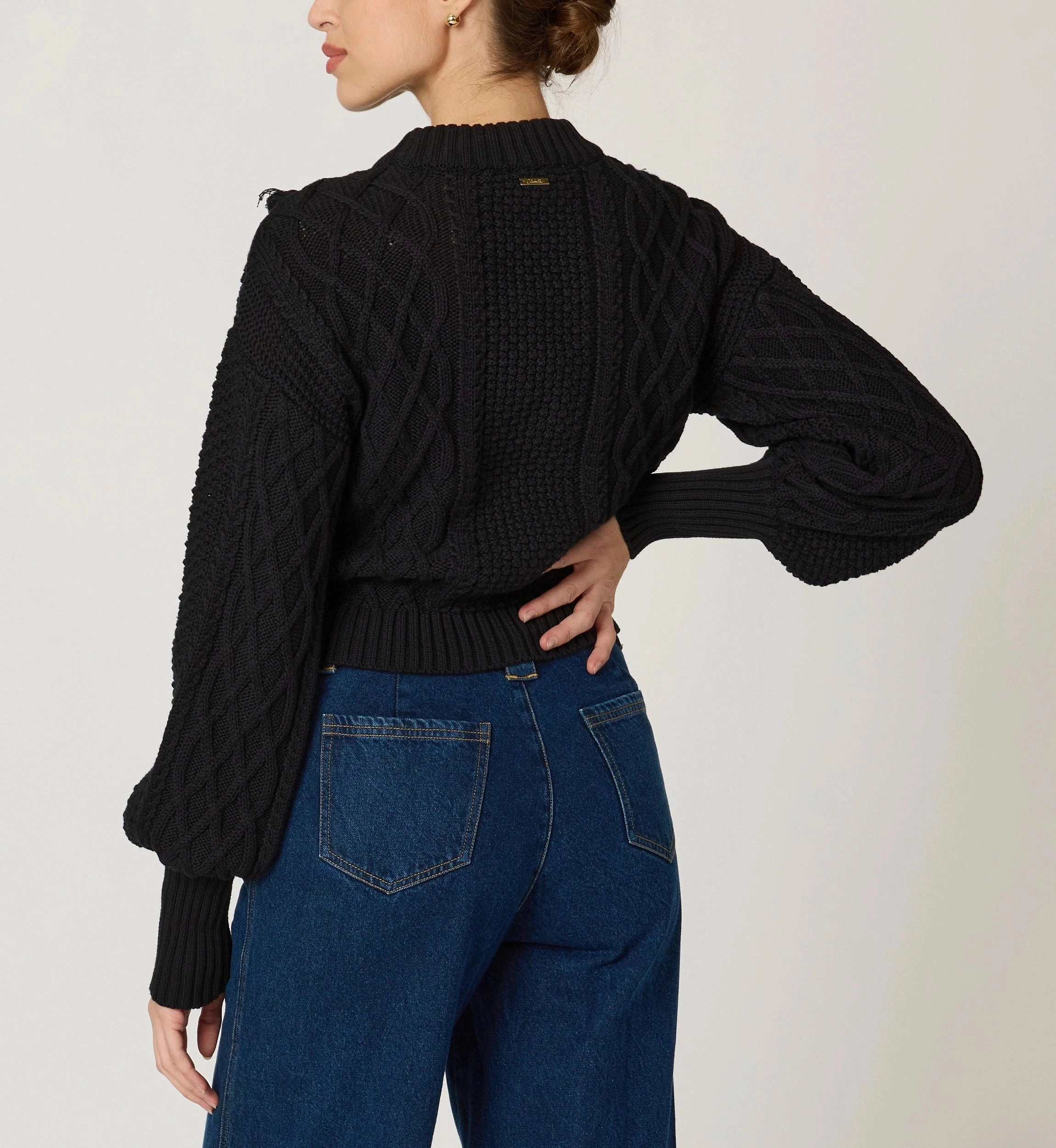 Thermal Regulation Fabric Bettina Sweater | Black
