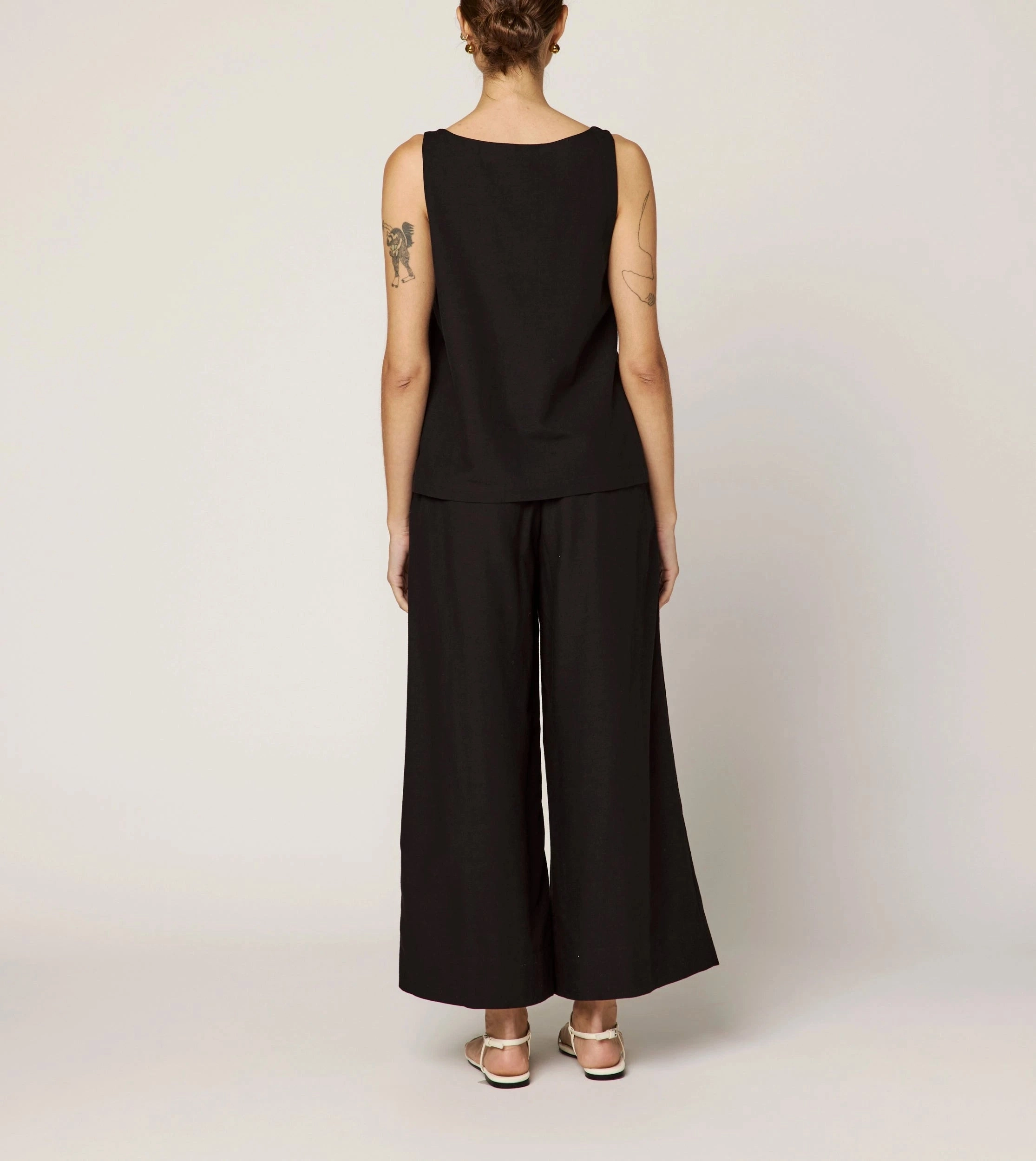 DurableStitching Ambesia Tank | Black