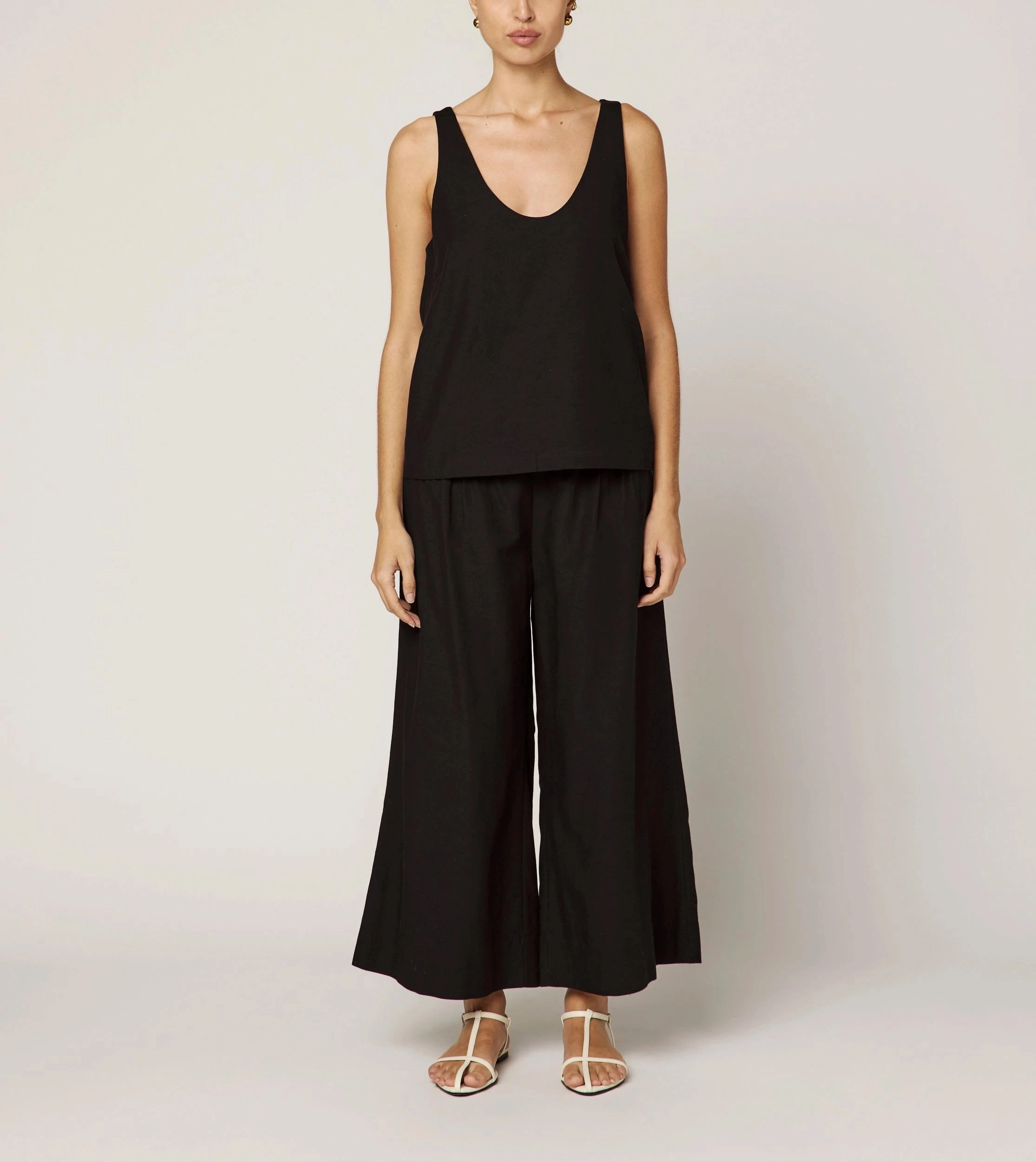 retro look Ambesia Tank | Black