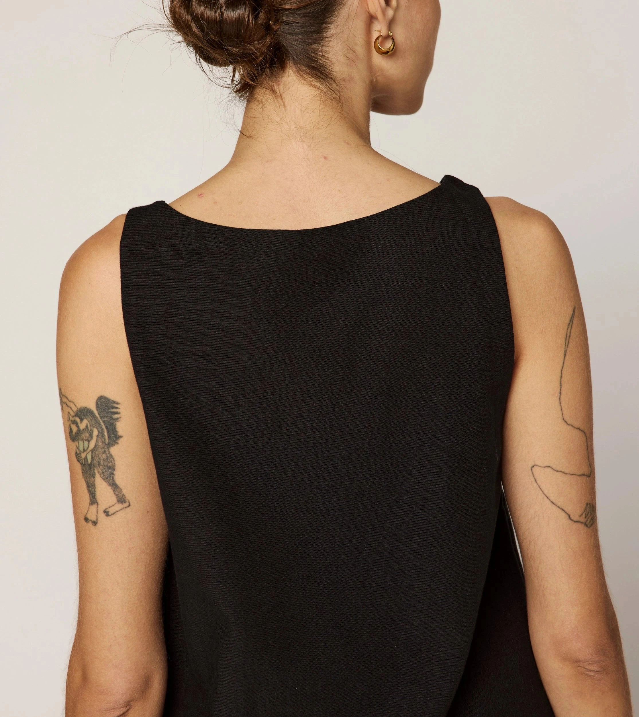 Quick Release Buttons Ambesia Tank | Black