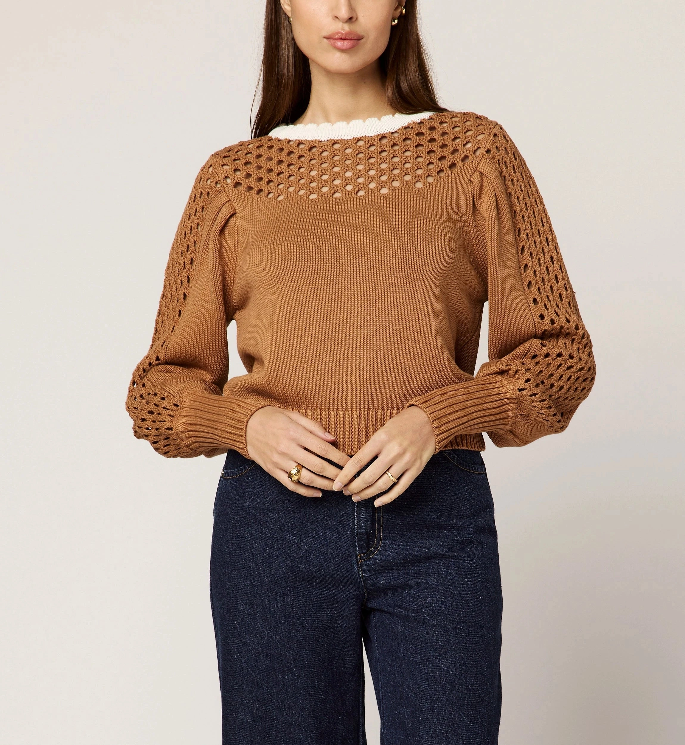 Anwen Sweater | Brown/Ivory Multipurpose Layering Piece