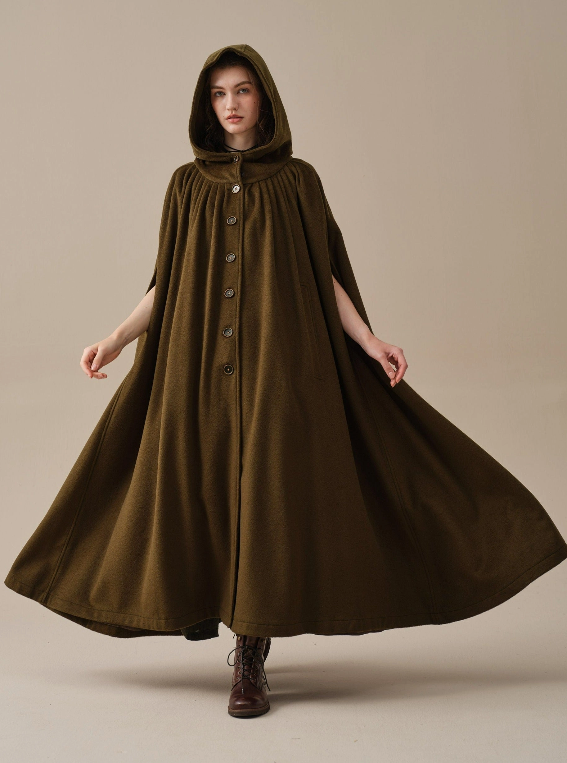 Thermo Regulating Fibers ARIEL 14 | HOODED WOOL CLOAK COAT