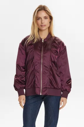 Noise Reduced Fastener System Quilted Stitching Pattern NUFRIA OVERSIZE BOMBER JACKET - Winetasting