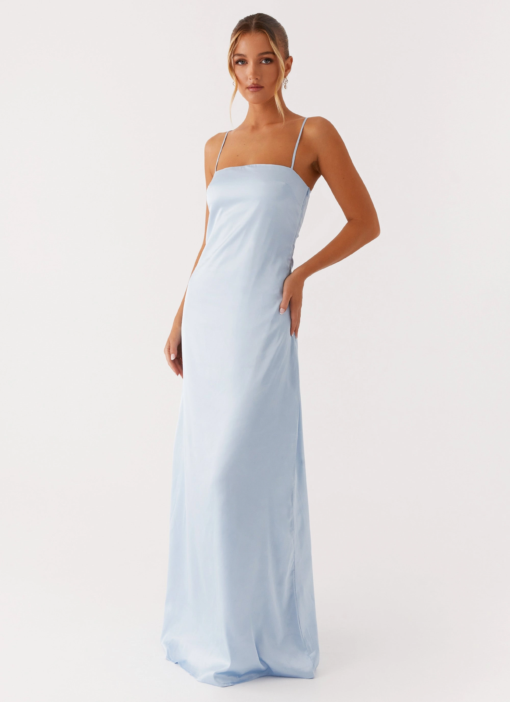 Aster Bloom Maxi Dress - Blue Feminine Mood Mom Chic