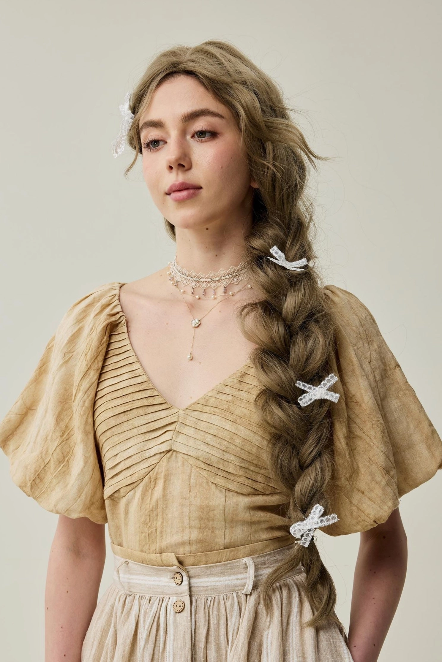 AirflowVents Baie 22 | Handmade pintucked linen blouse