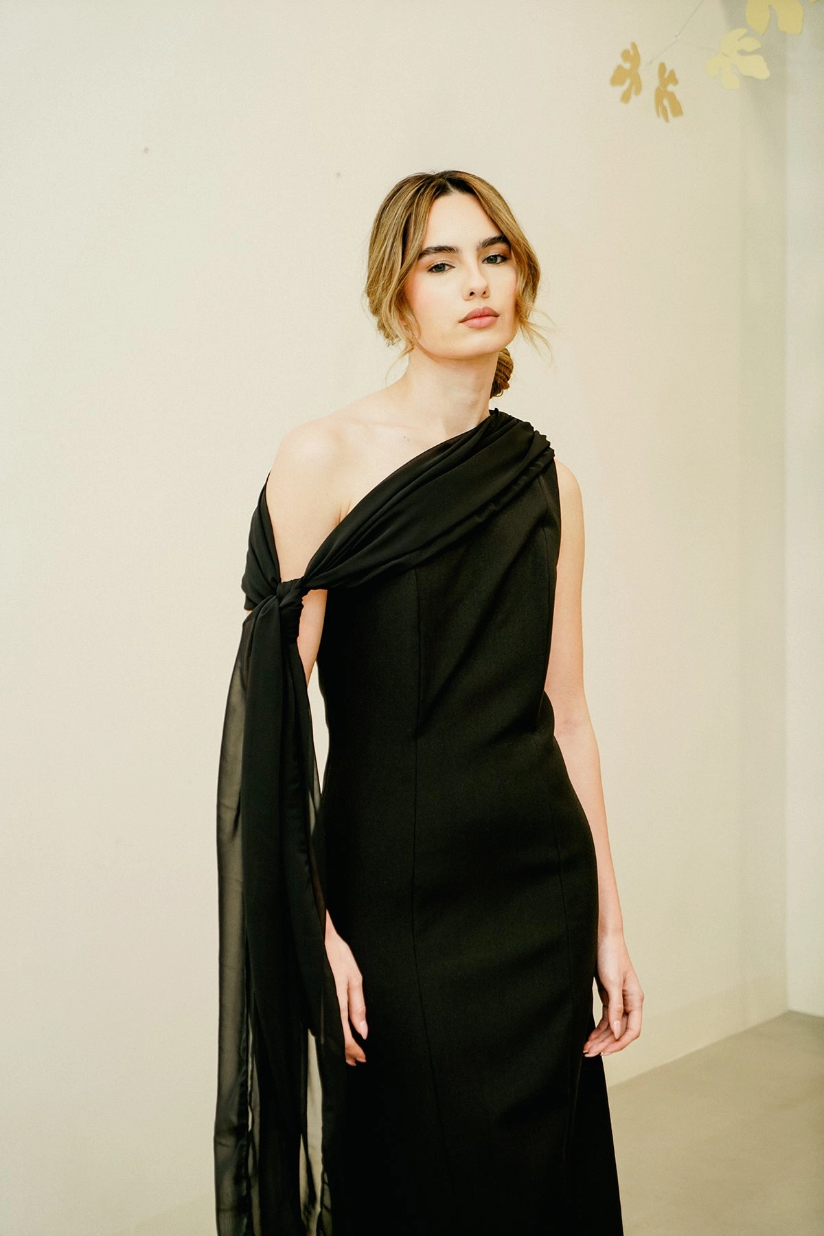 Neutral Feel Shiny Zip Amelia Dress