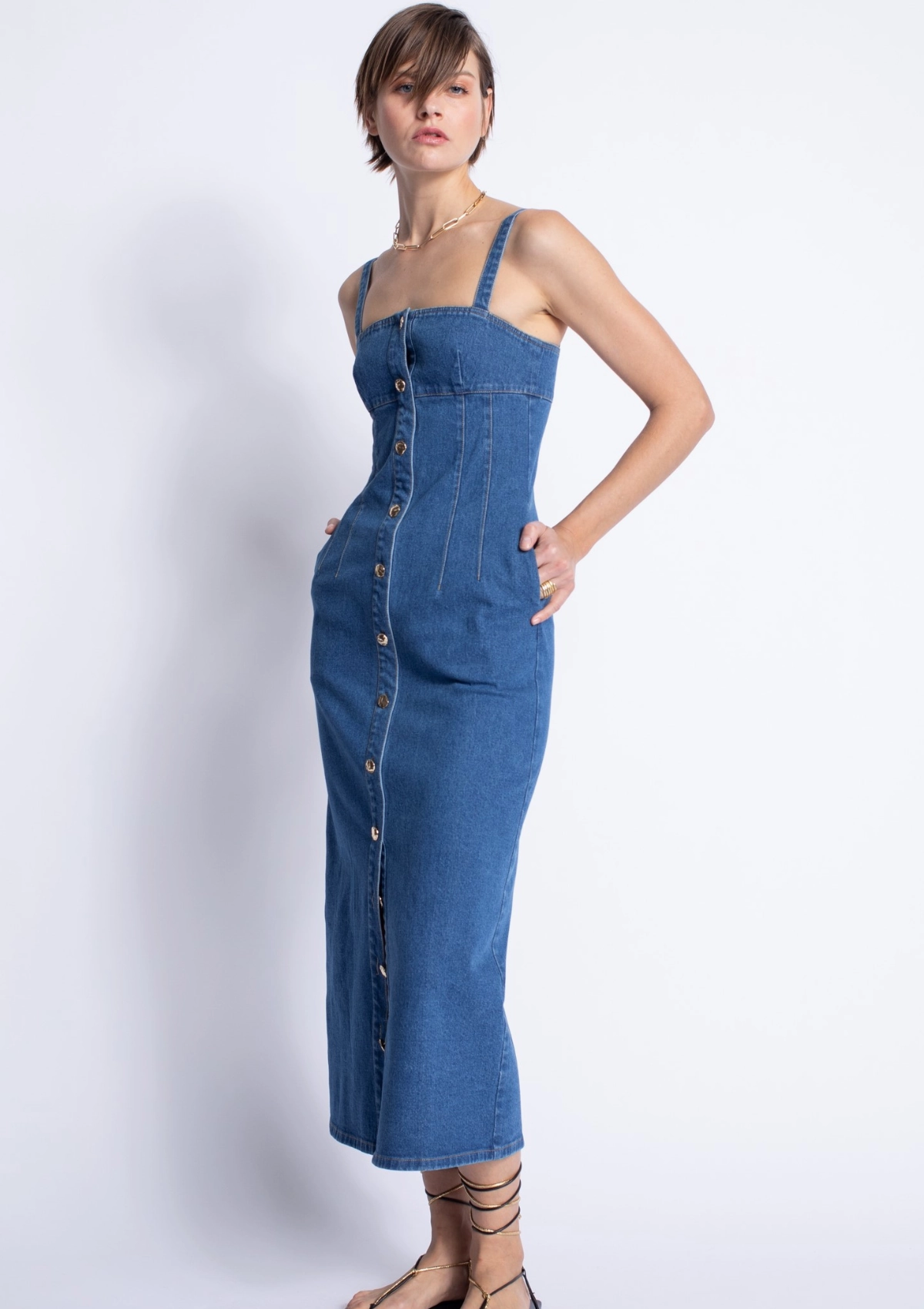 Rio Denim Midi Dress Seasonal Comfort Fashion Forward