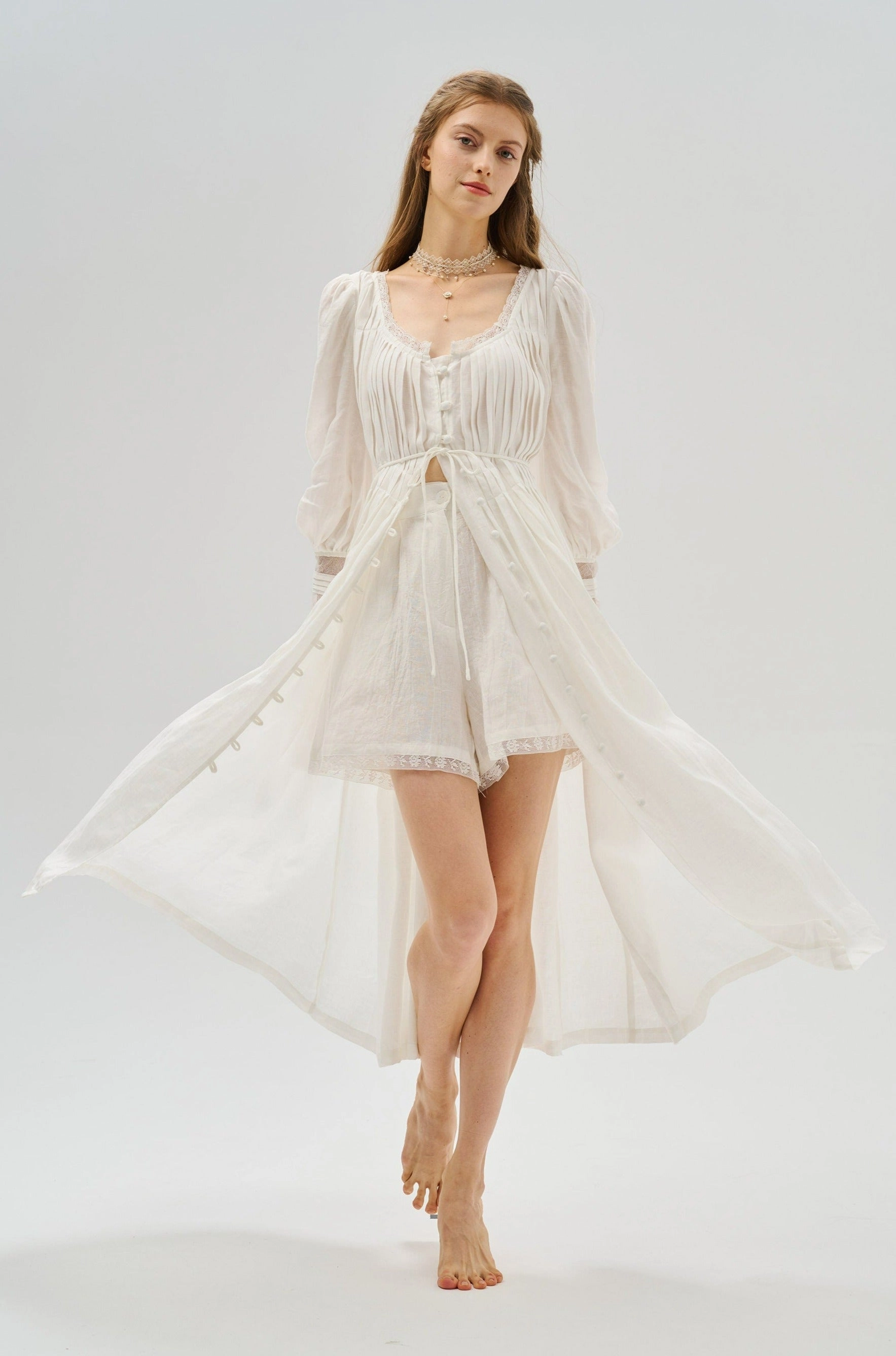 Canna 34 | 100% Linen Short with lace AntiStatic Lining Crisp Look