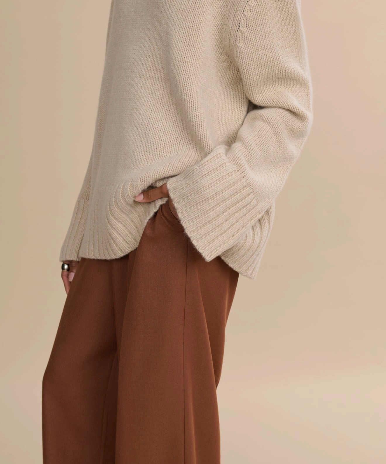 Cashmere Jet Turtleneck FrayResistant Edging Clean Lines
