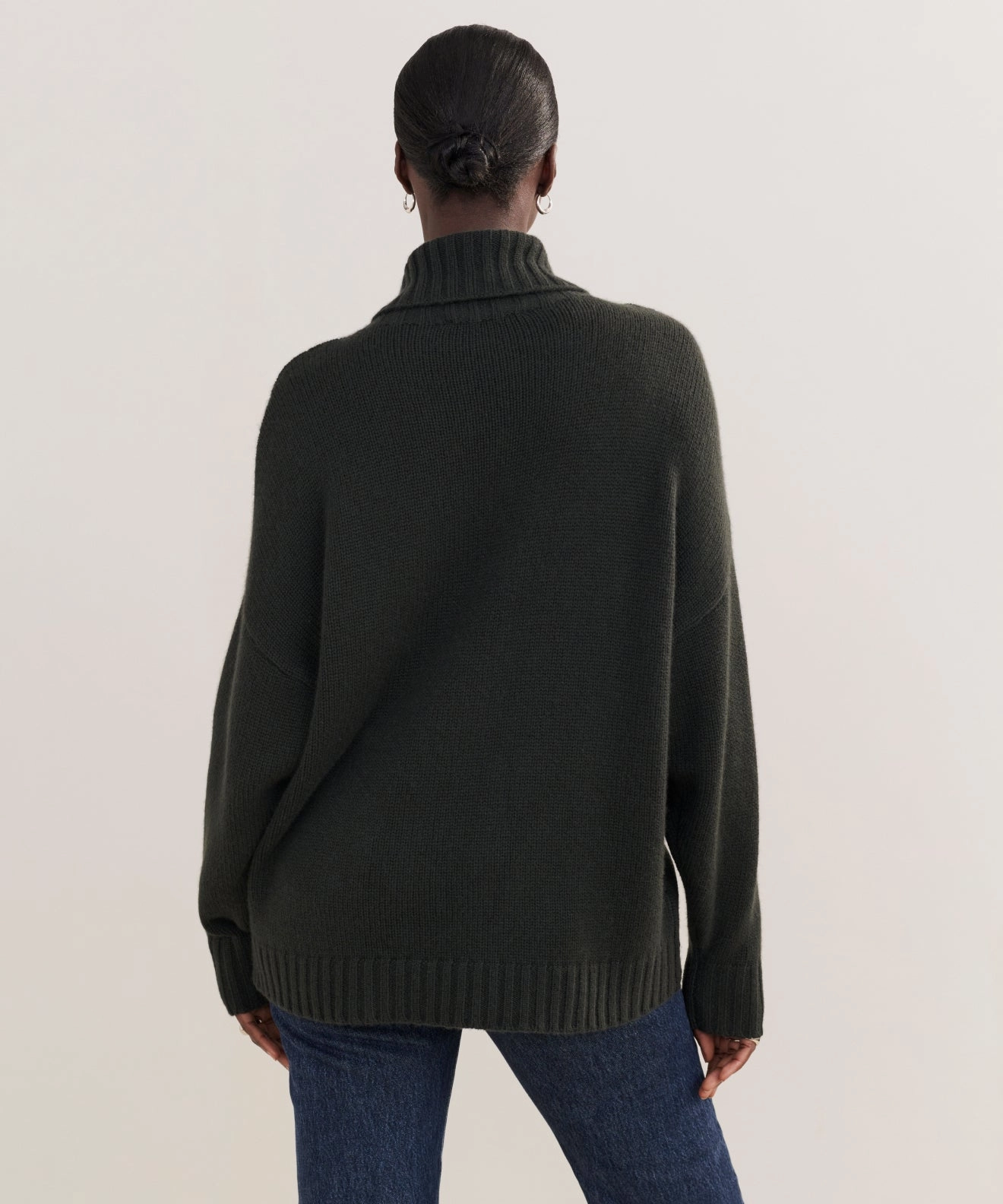 Cashmere Porter Turtleneck Effortless Look