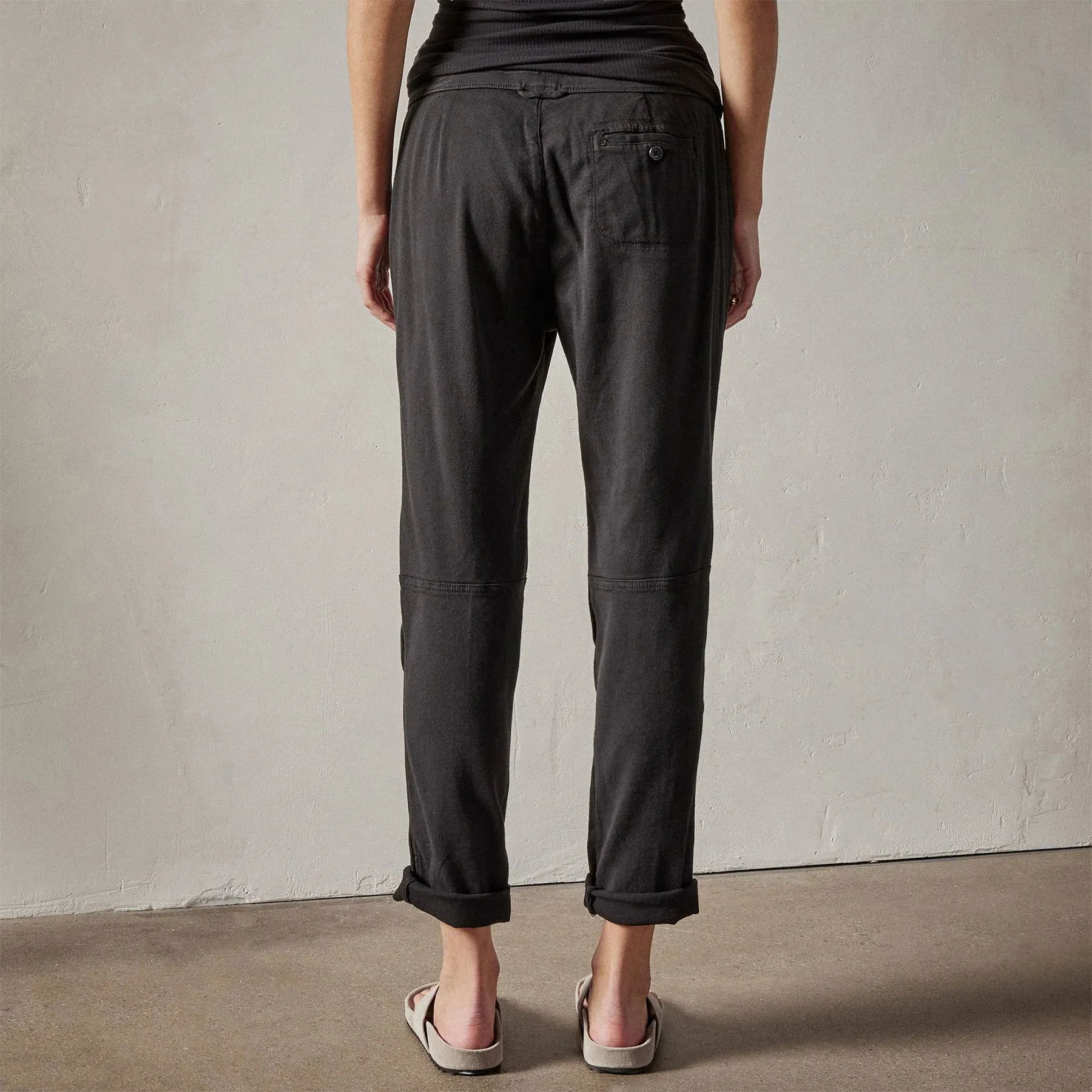 James Perse Soft Drape Utility Pant AntiStaticLining Bonded Seam Technology