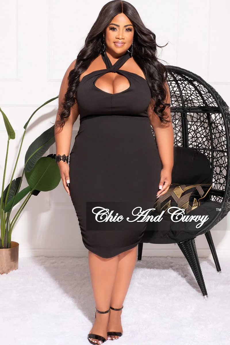 Final Sale Plus Size Front Keyhole Halter Racer Back Ruched BodyCon Dress in Black ExtendedSizeRange