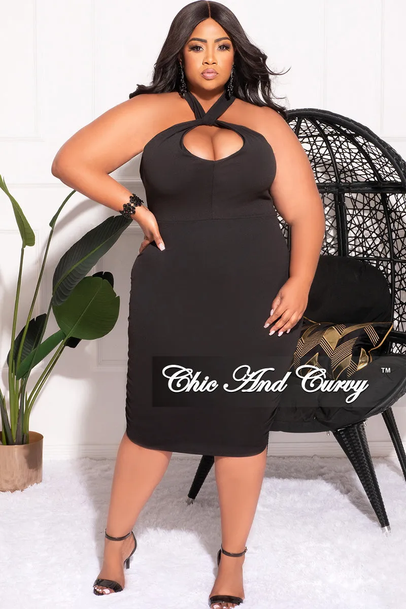Final Sale Plus Size Front Keyhole Halter Racer Back Ruched BodyCon Dress in Black Simple Comfort Wear