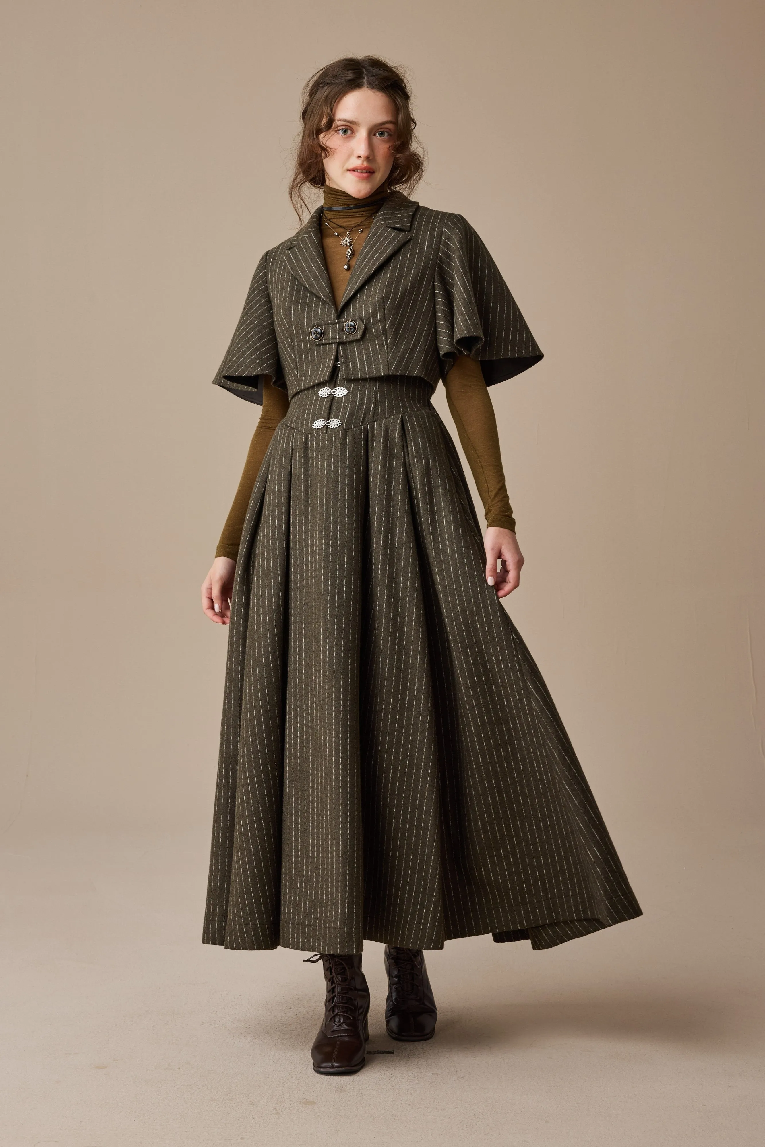 Garment Washed Finish Clarise 22 |Retro Wool Skirt & Cape (2 pieces)