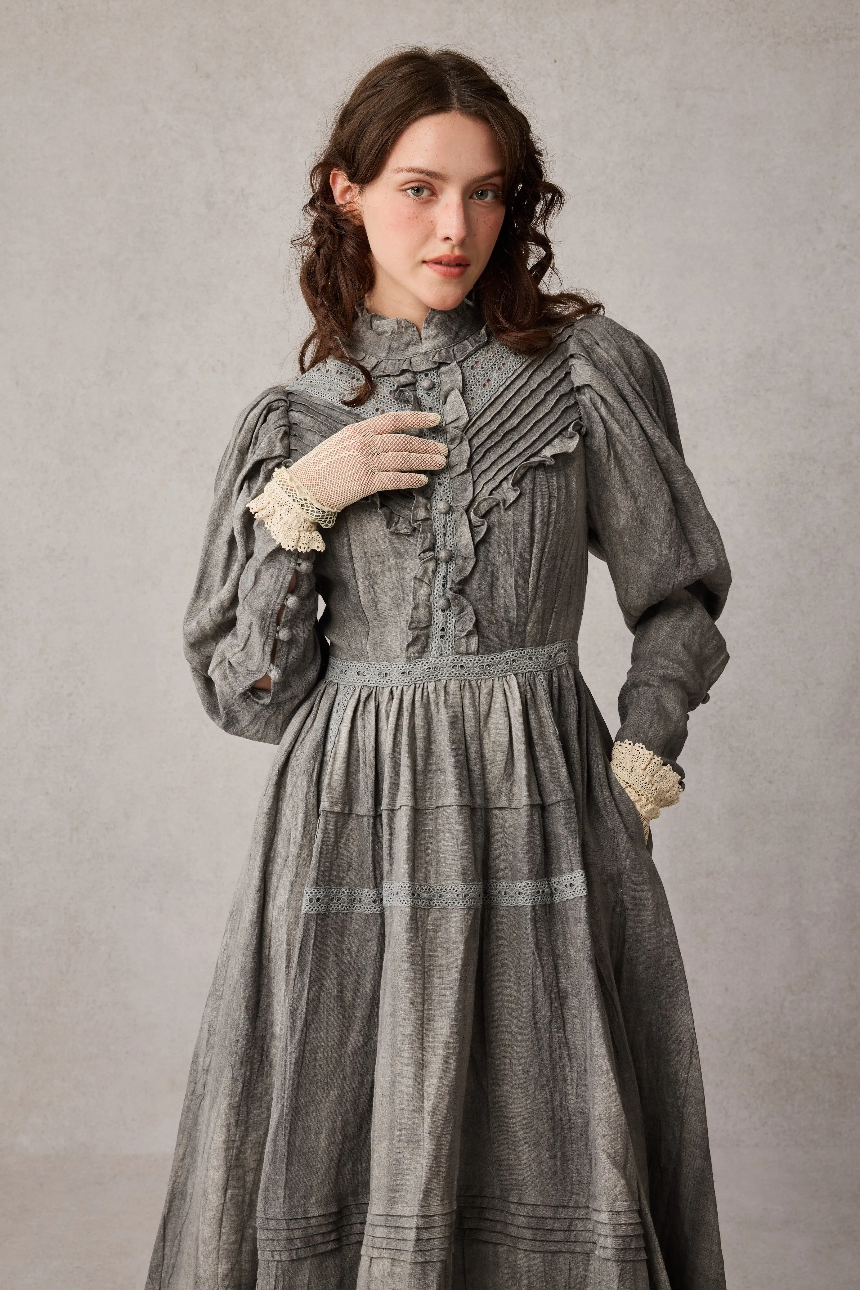 MARY 18 | VINTAGE LINEN DRESS GOWN VentilatedMeshPaneling