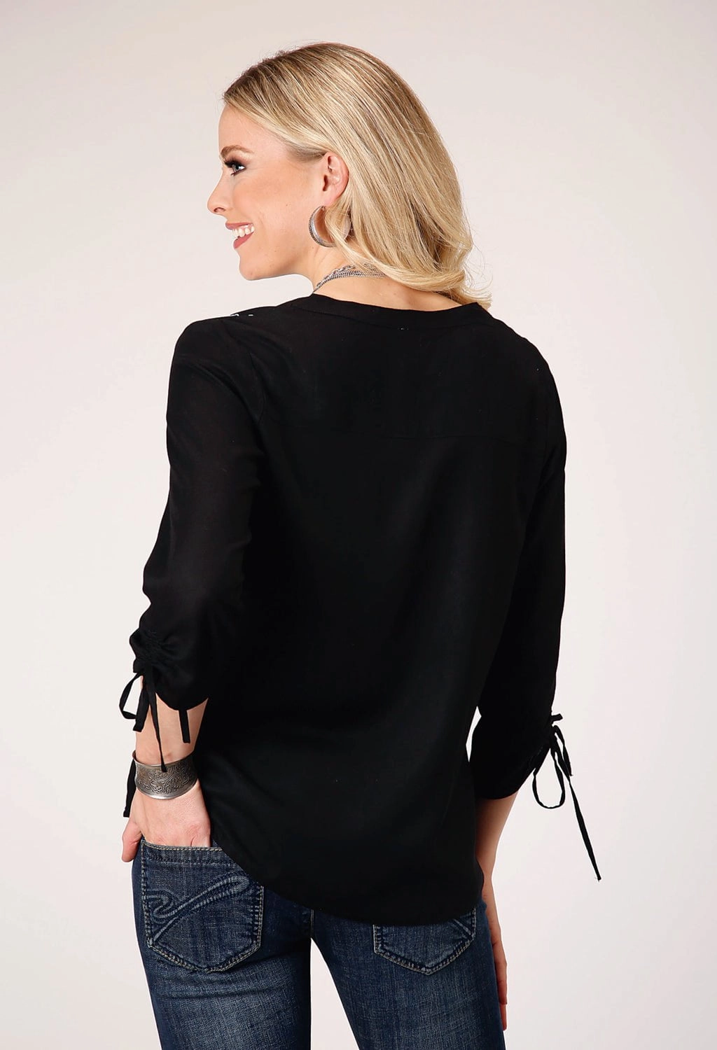 Roper Womens Pretty Floral Black 100% Rayon S/S Blouse Wrinkle-Resistant Reinforced Shoulders