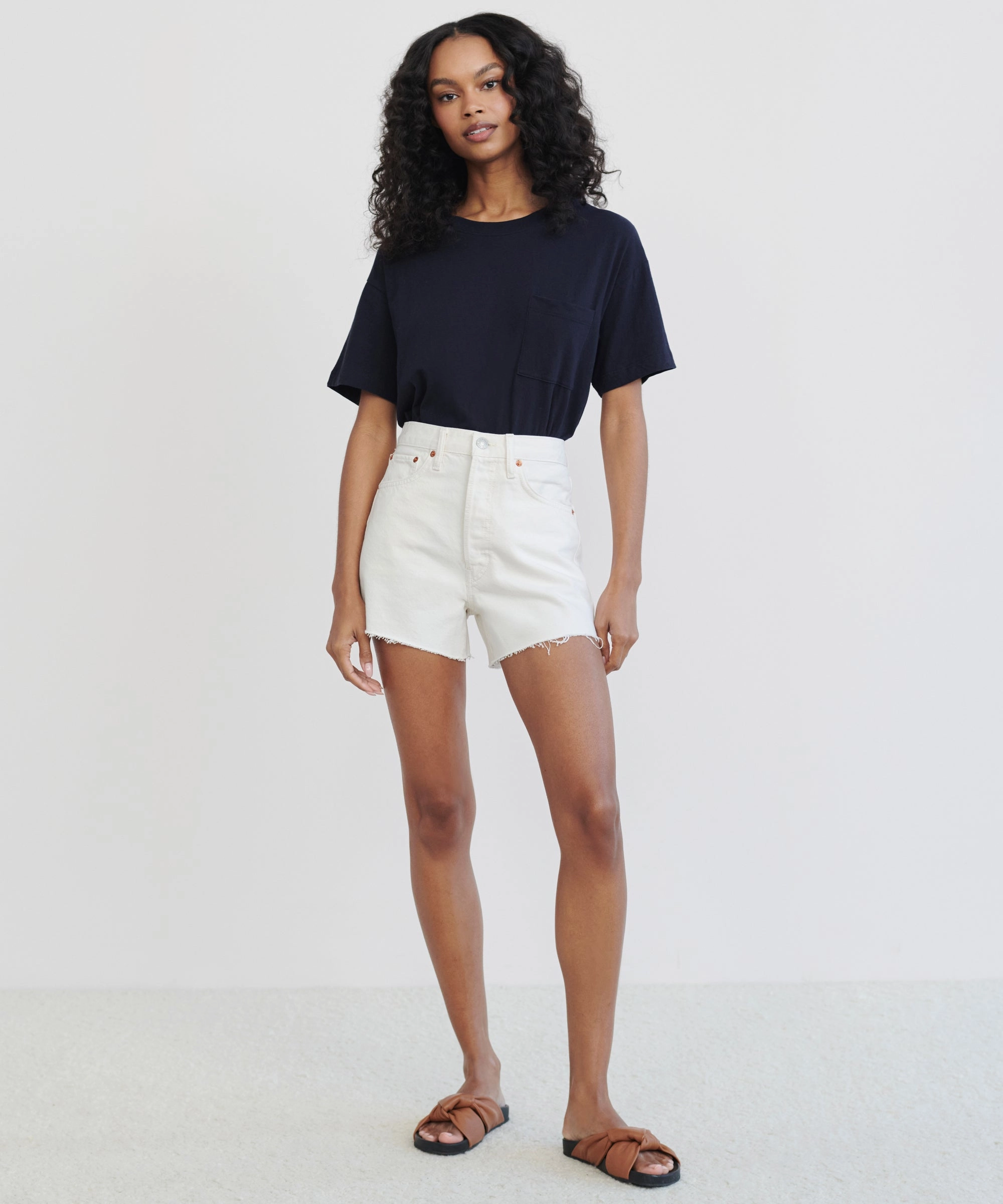 Low Slung Short Bonded Seamless Edge