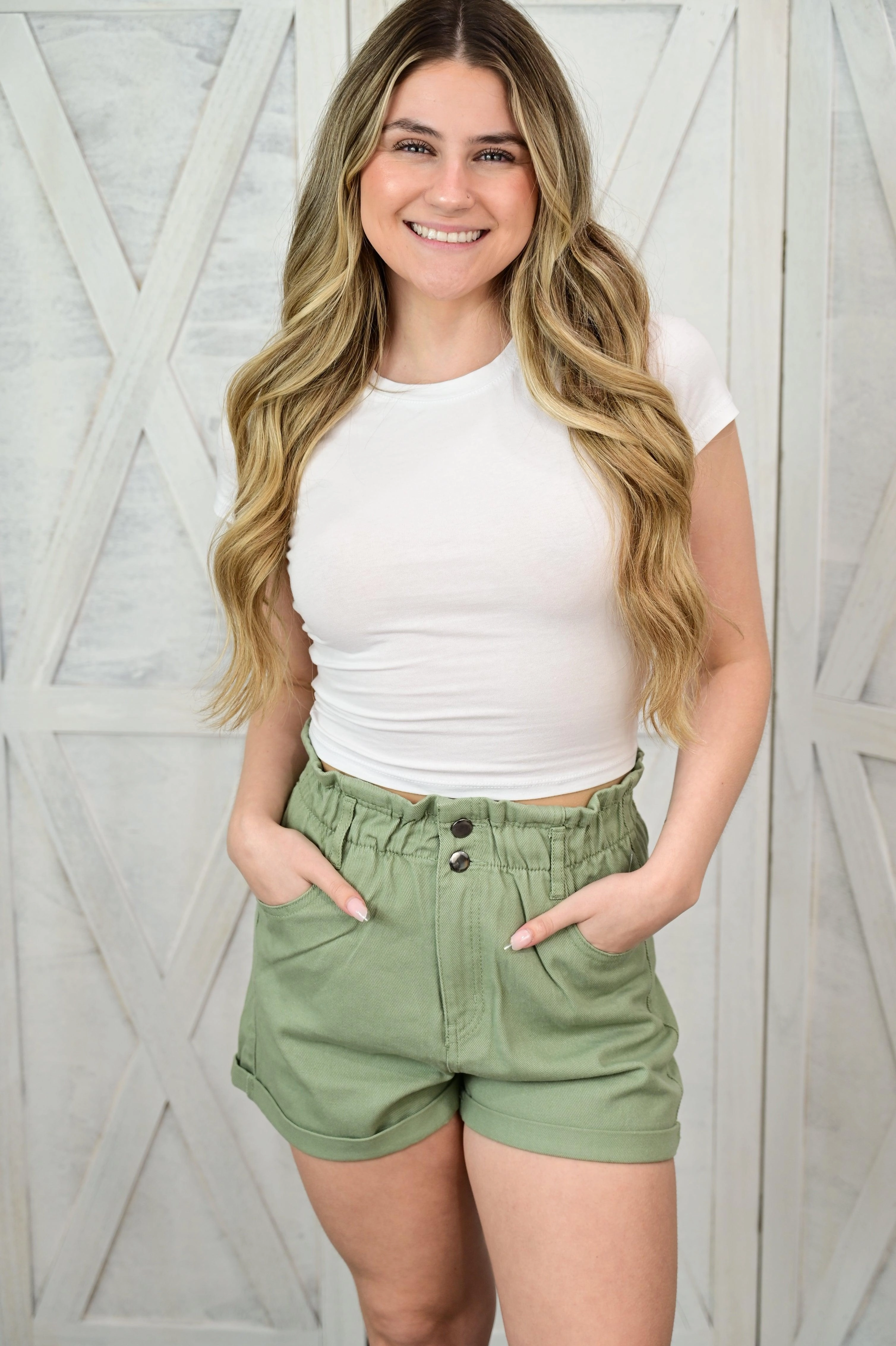 Unisex style Nora Double Buttoned Waistband Denim Shorts