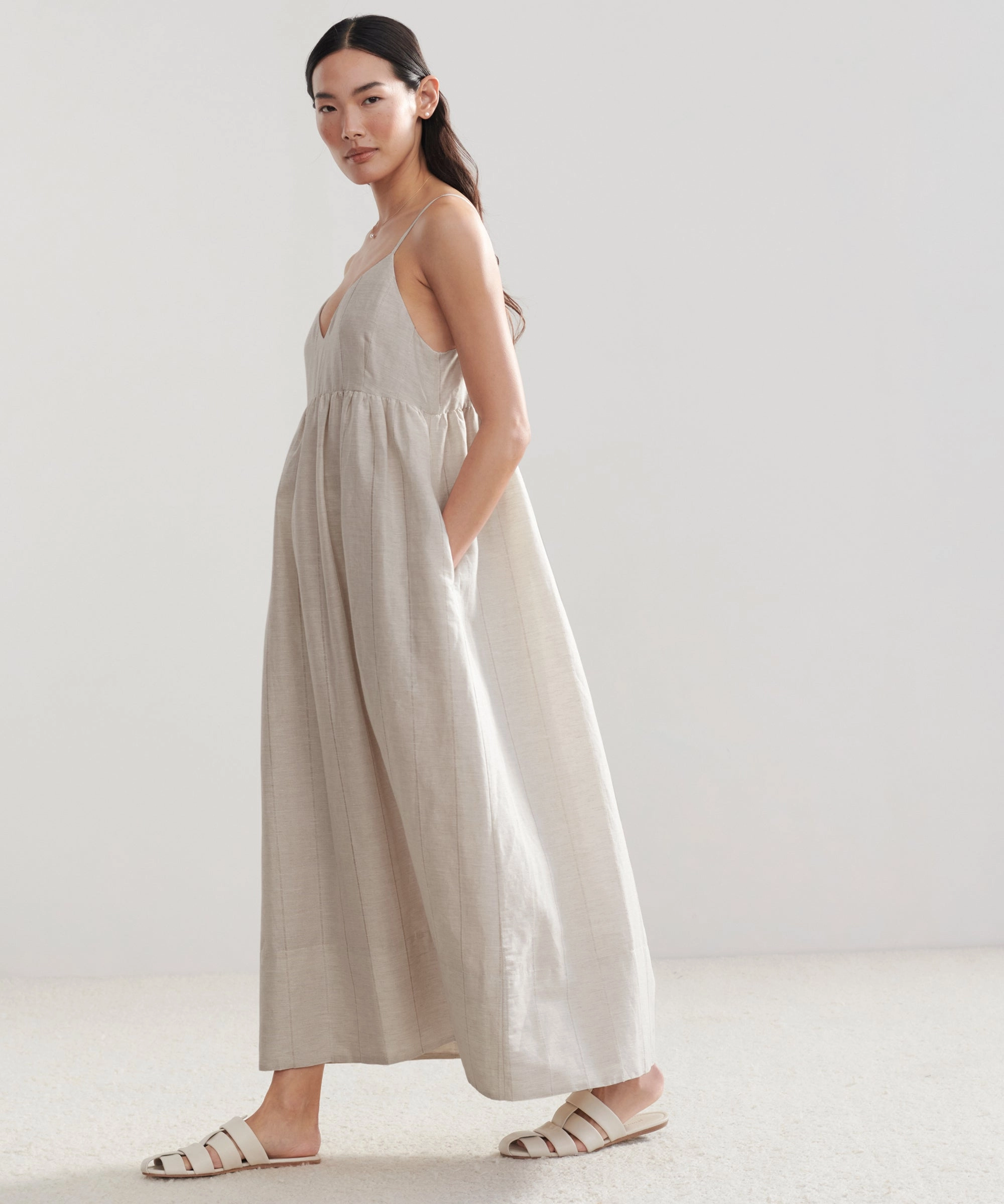 Cove Dress Air Beauty