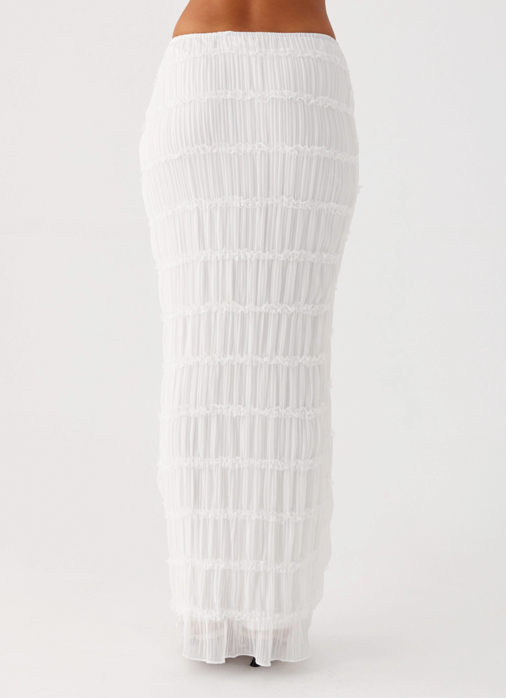 Durable Stitching Daydreaming Low Rise Maxi Skirt - White