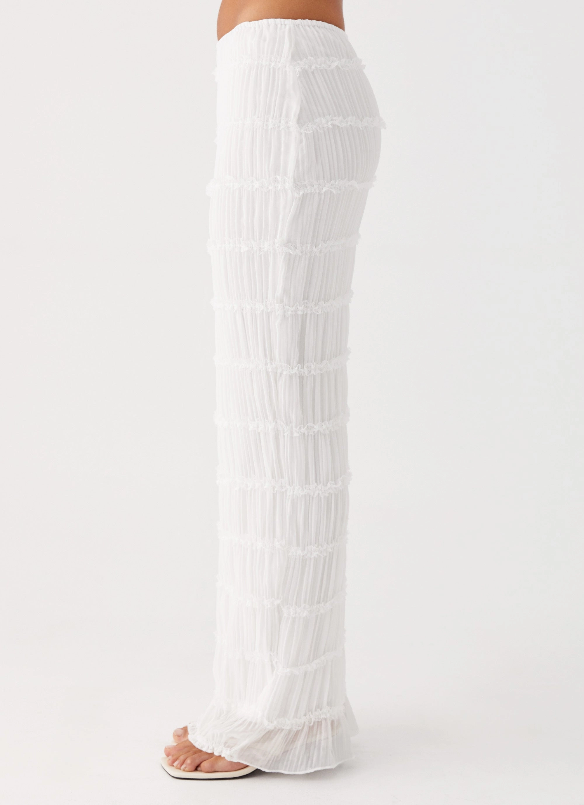 Elevated Casual Daydreaming Low Rise Maxi Skirt - White