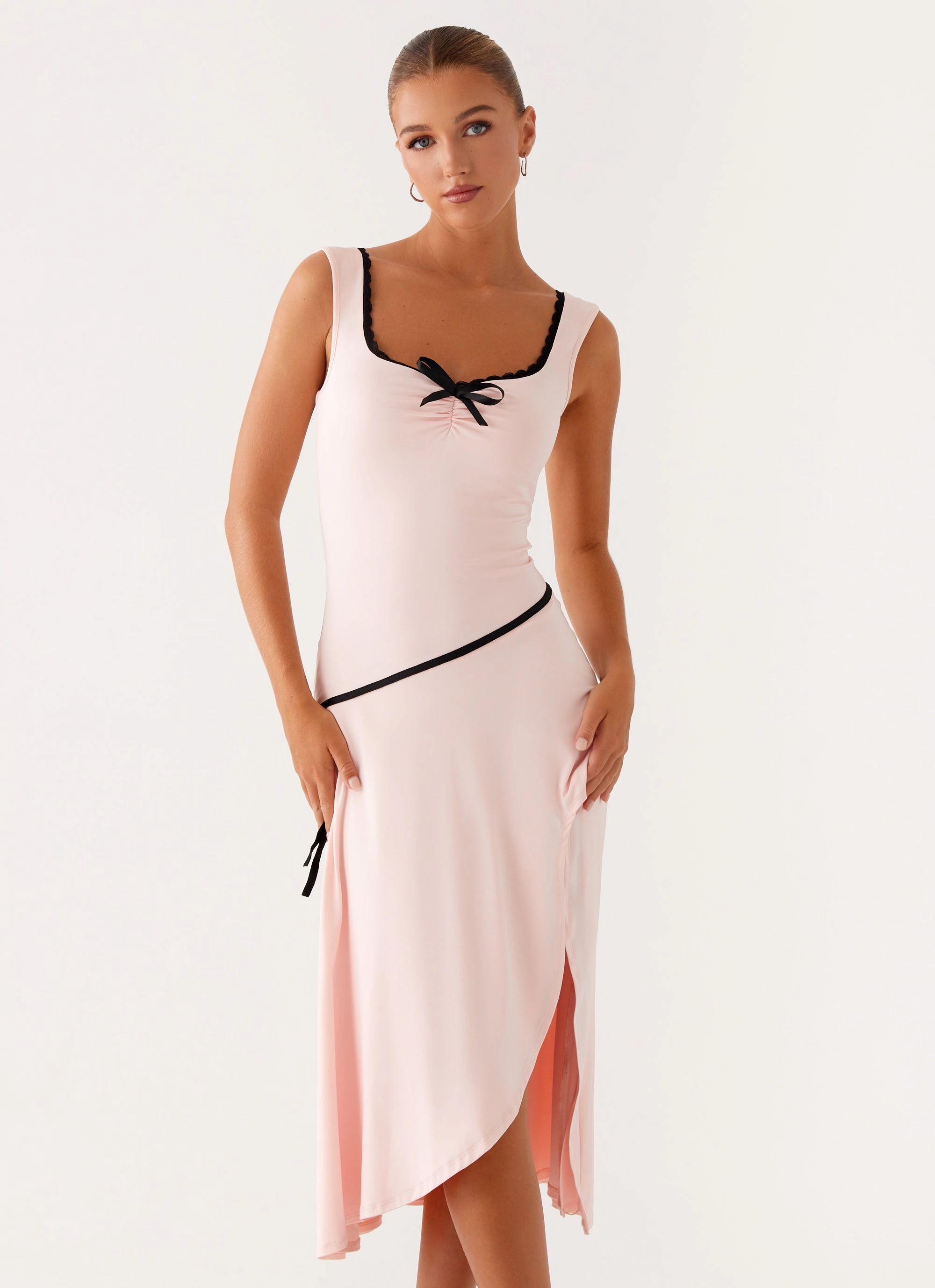 Outfit Boost Flare Breeze Darlene Midi Dress - Pink
