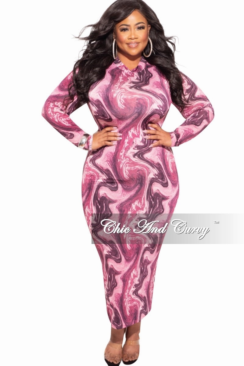 Final Sale Plus Size Reversible Bodycon Dress in Pink Abstract Print Back pockets