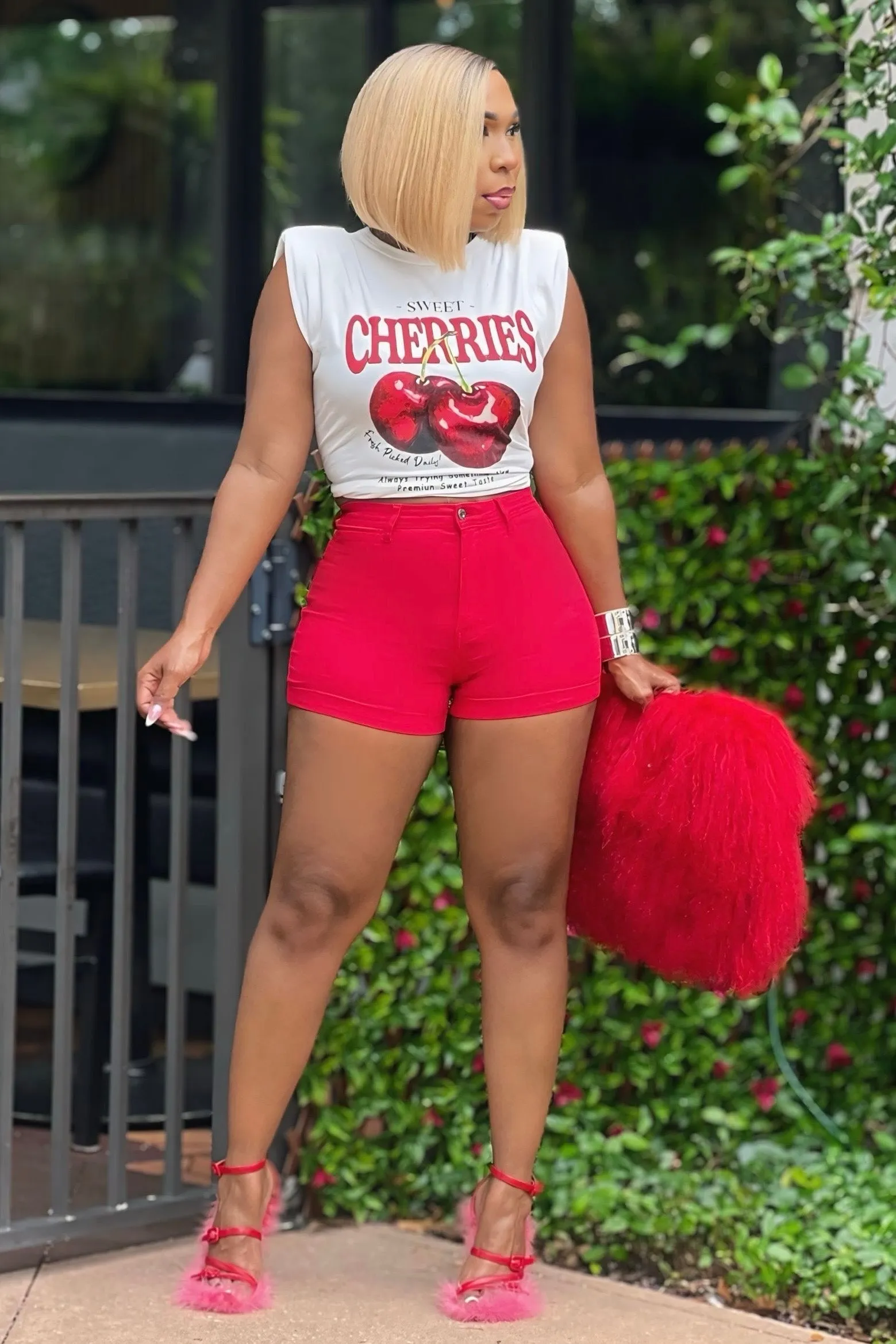 Kia CHERRY POP HIGH-WAIST DENIM SHORTS All Time Basic