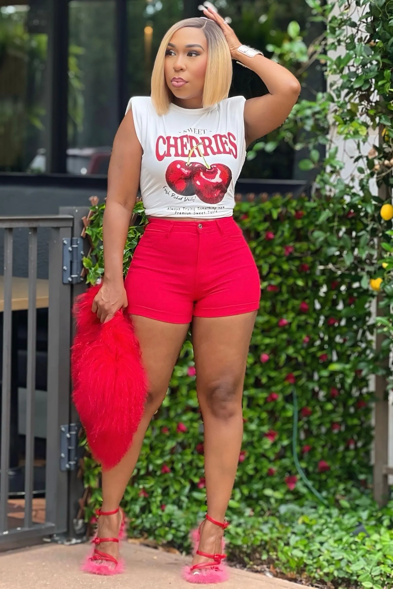 Creative Look Elegant Road Trip Kia CHERRY POP HIGH-WAIST DENIM SHORTS