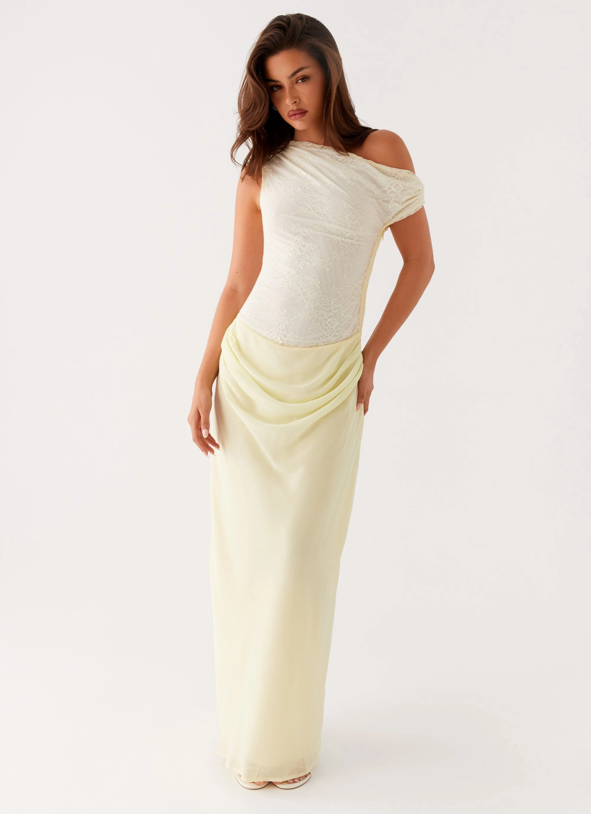 Lili Maxi Dress - Yellow All-Day Fit Ruched-Detail