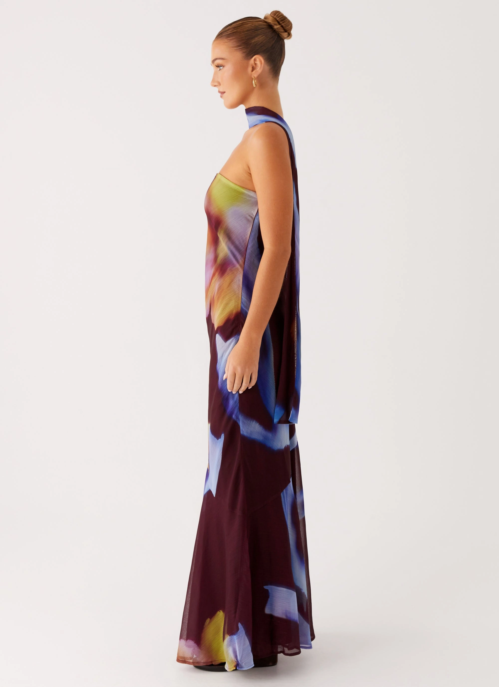 Eco Friendly Fabric Under The Pagoda Maxi Dress - Dark Floral Red Carpet Look Erasable Crease