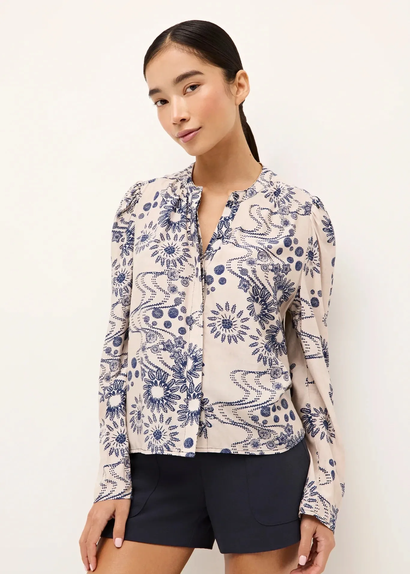 Antibacterial Fabric AntiStaticFabric Marie Oliver Tysen Blouse