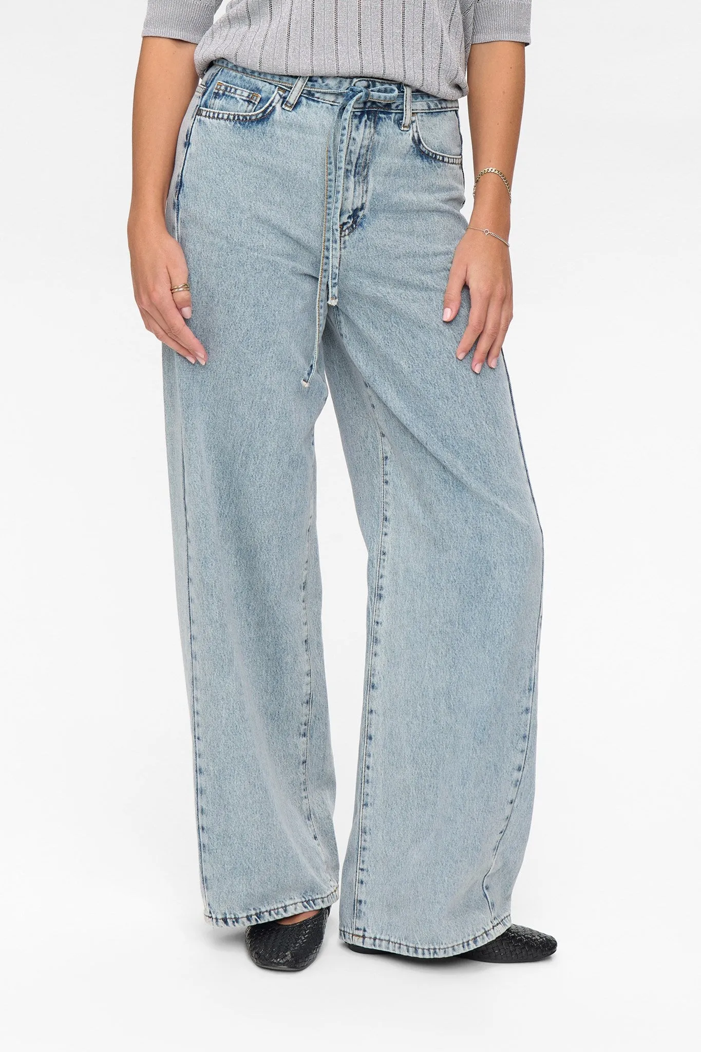 NUBROOKLYN JEANS - Light Blue Bleach Winter Fashion