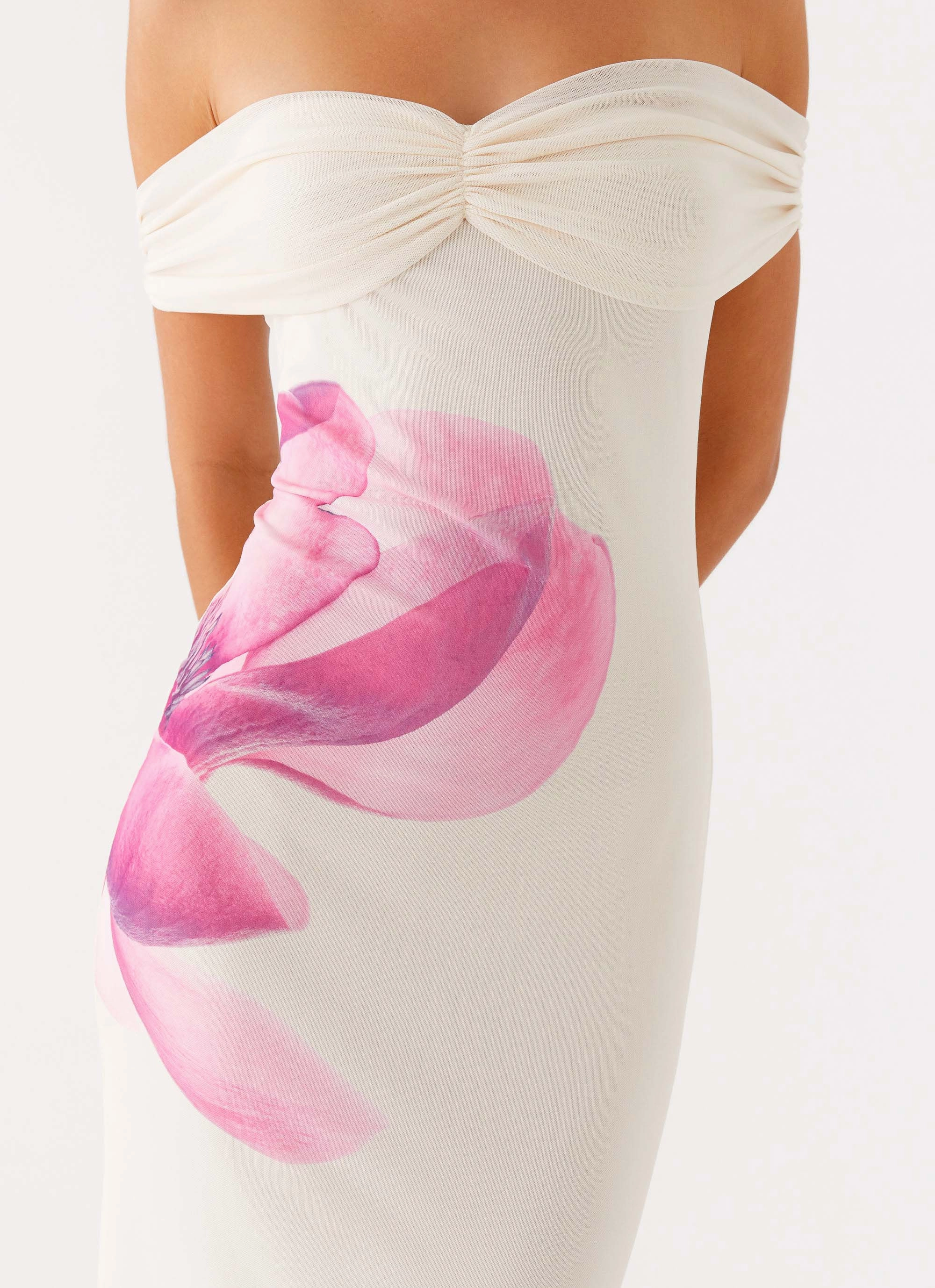 Madeira Maxi Dress - Ivory Minimalist-Trend