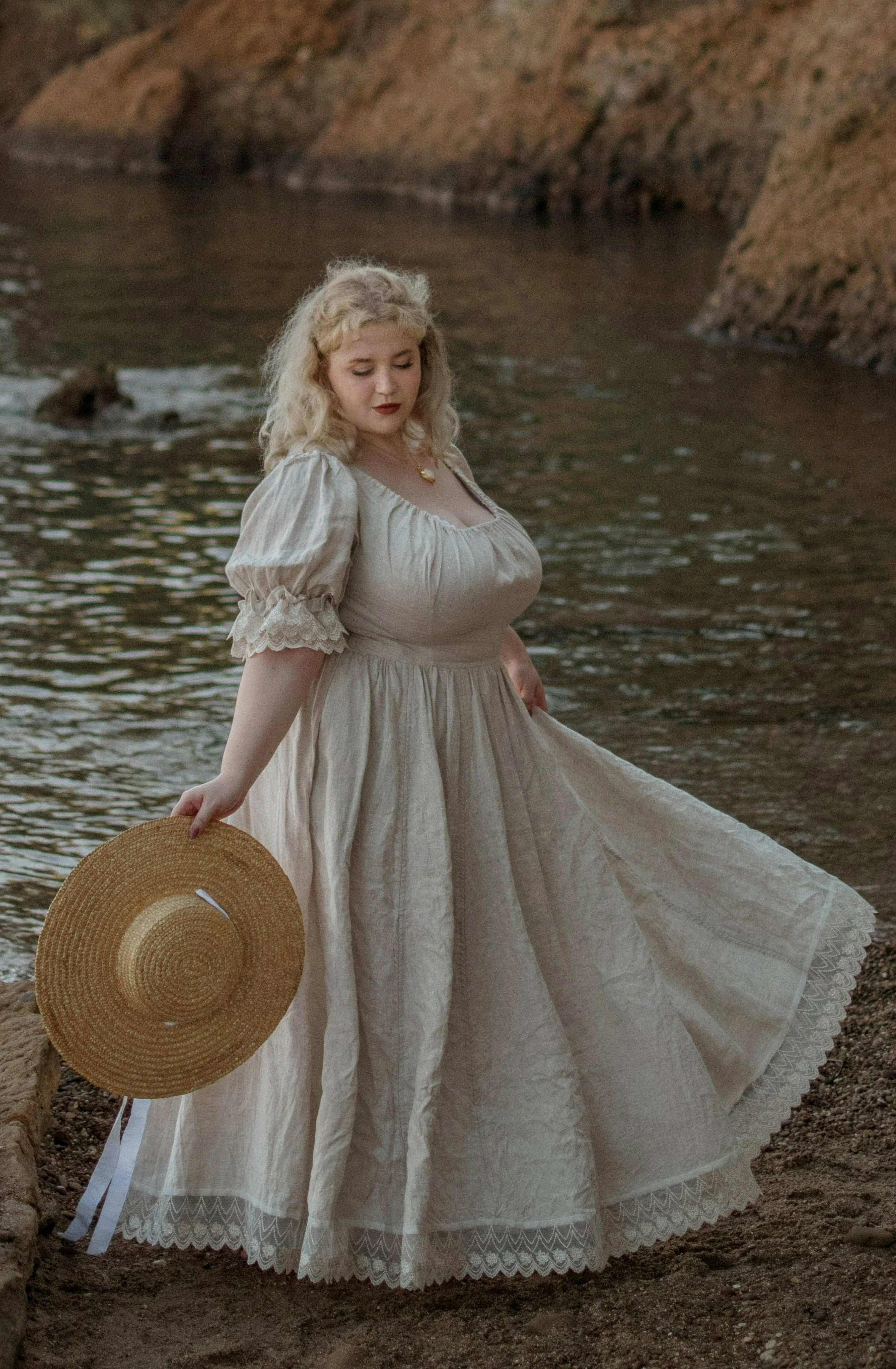 Layer Trend Elowen 27 | Lace Linen dress gown ( 2 way to wear )