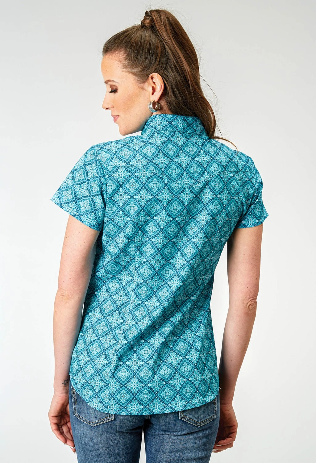 Travel Friendly Roper Womens Lake Medallion Blue 100% Cotton S/S Shirt