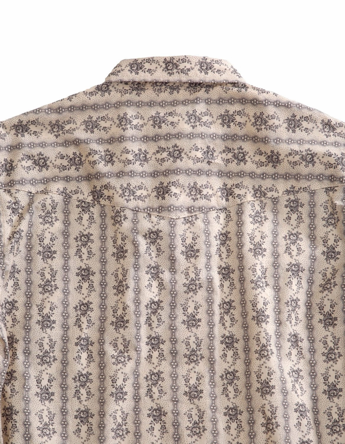 Versatile Styling Corporate Wear Tin Haul Mens Frontier Wallpaper Grey 100% Cotton S/S Shirt