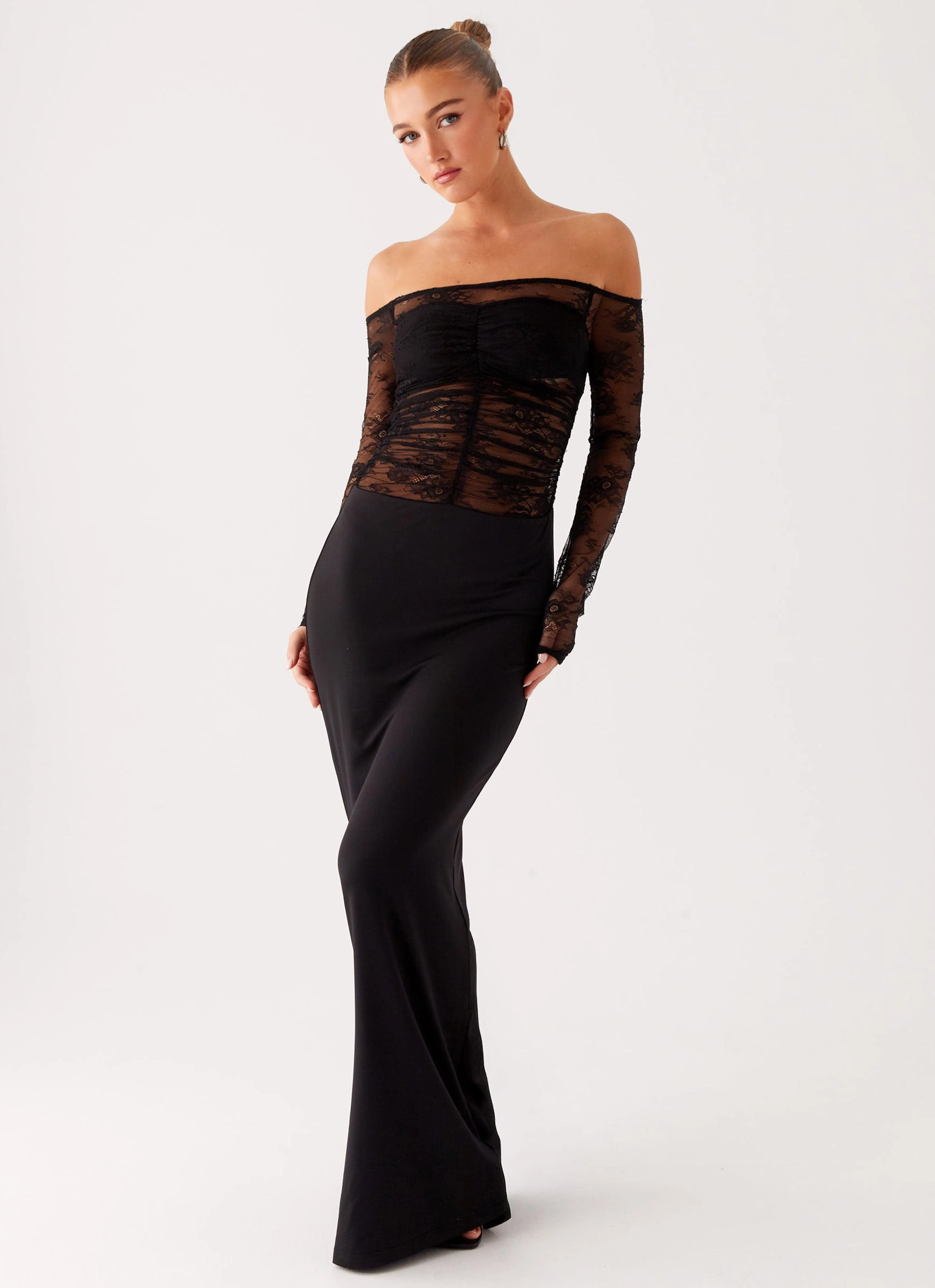 Avi Maxi Dress - Black Calm Flow Balanced Texture