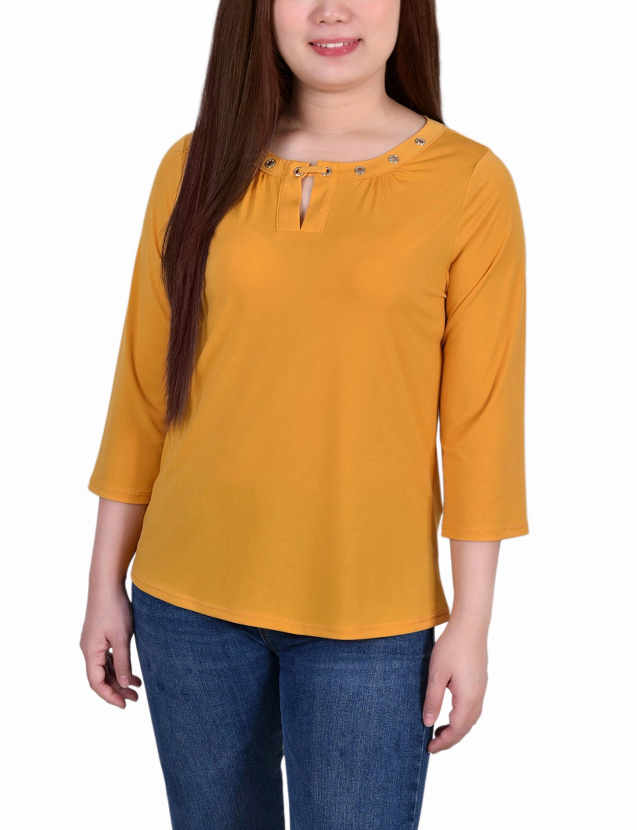 Raglan Sleeve ZipperedPockets 3/4 Sleeve Grommet Top