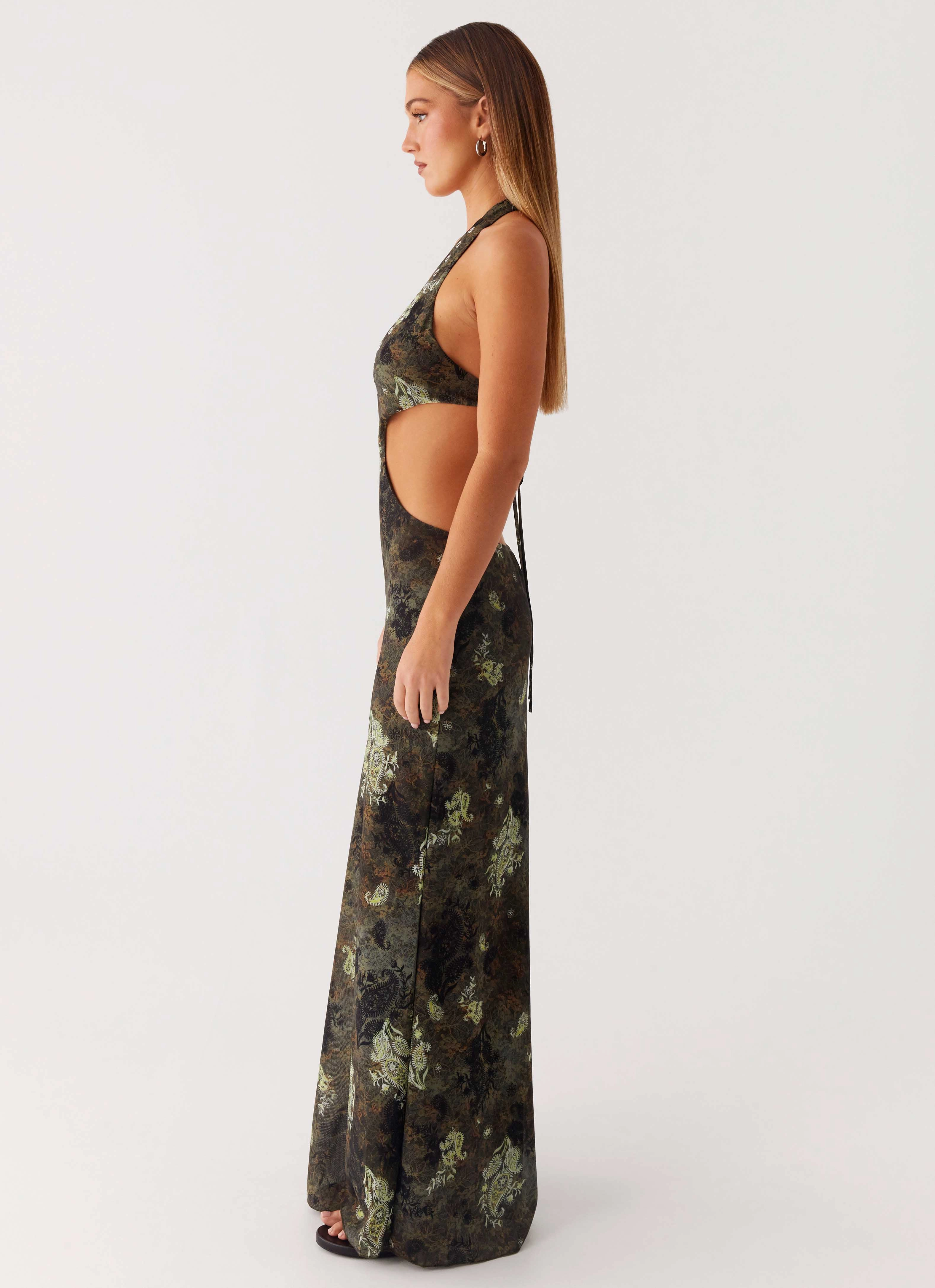Indra Maxi Dress - Cyber Floral Casual Chic Relaxed Fit Look