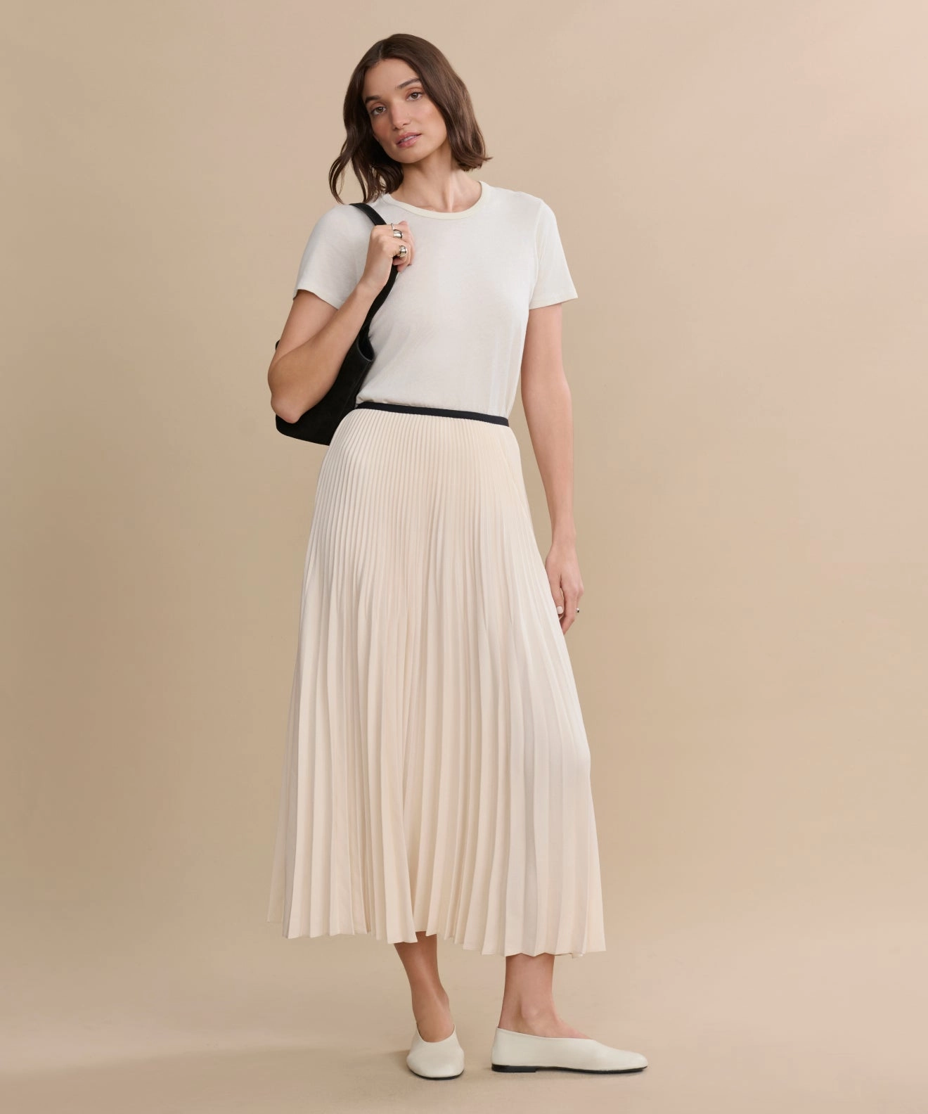 Casual Comfort Fit SustainableManufacturing Pleated Skirt