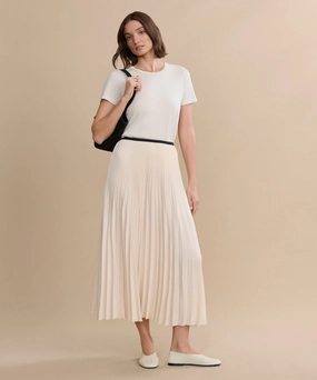 Casual Comfort Fit SustainableManufacturing Pleated Skirt