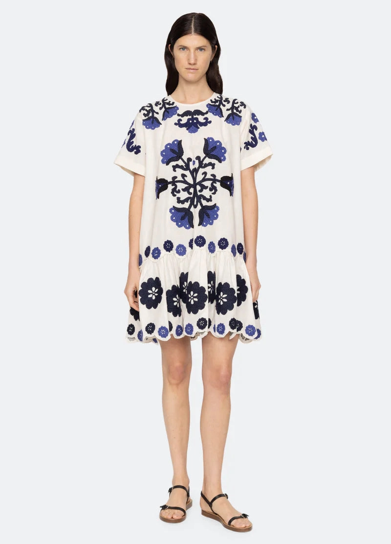 Soft Movement Smooth Blend SEA NY Catrine Applique Dress