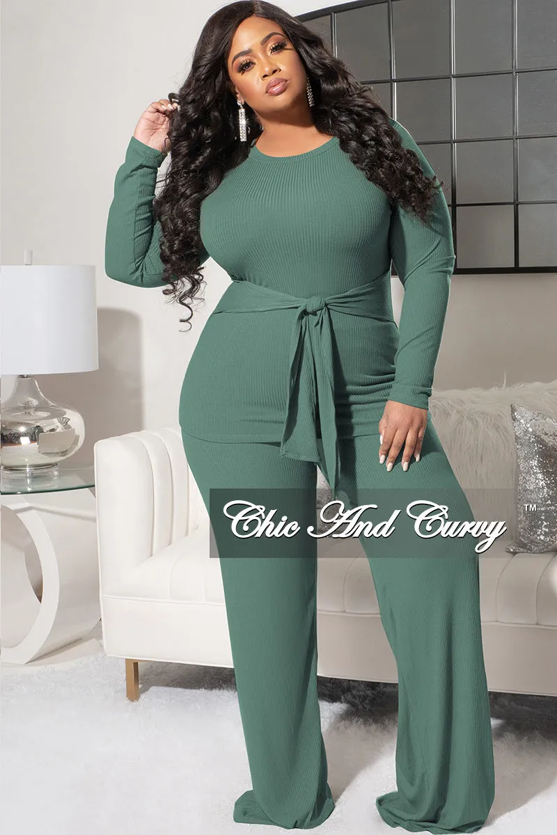 Final Sale Plus Size 2pc Ribbed Long Sleeve Top and Pants Set in Sage Street Active Weekend Wear